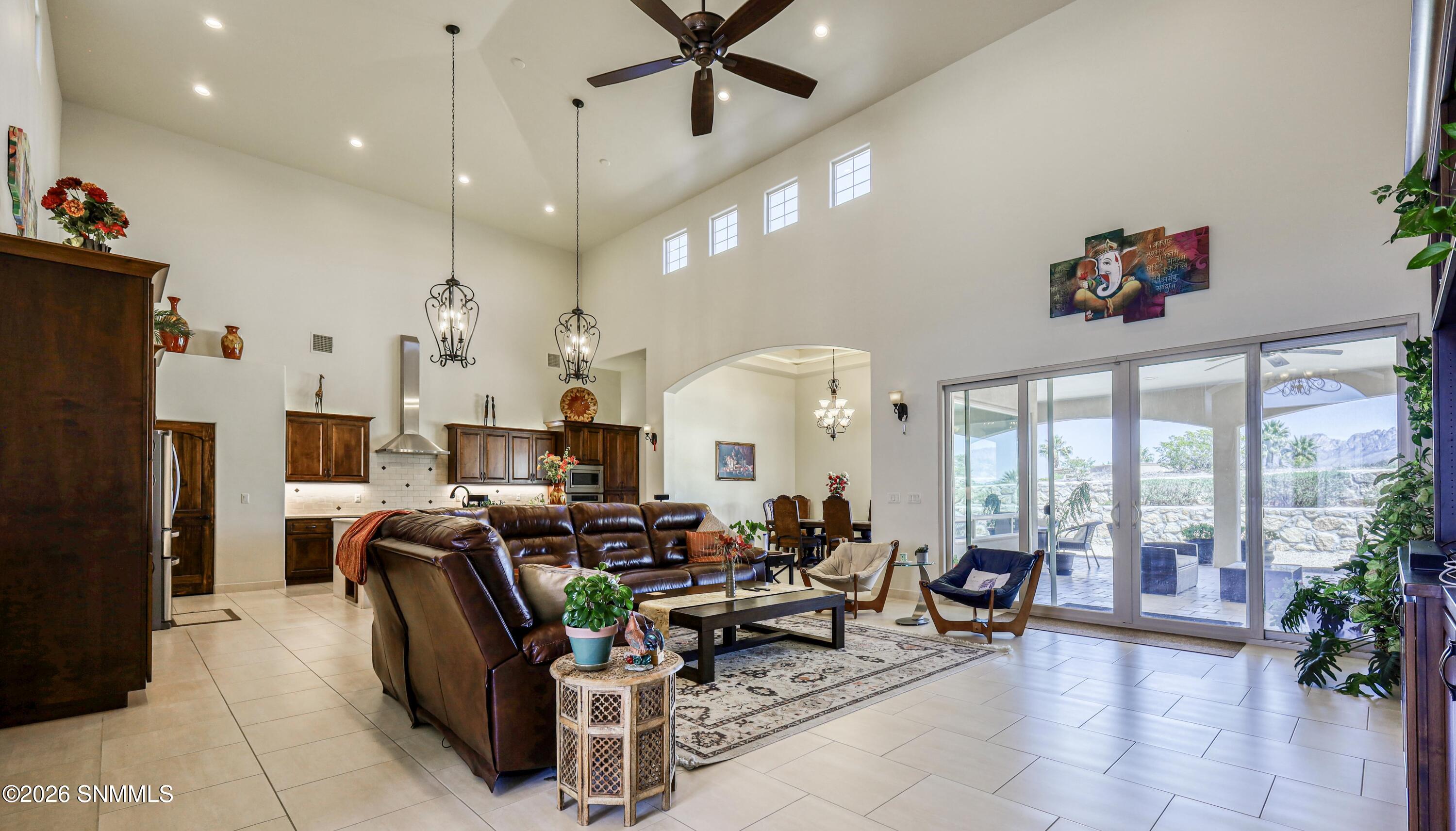 5545 Via Segura Property Photo 14