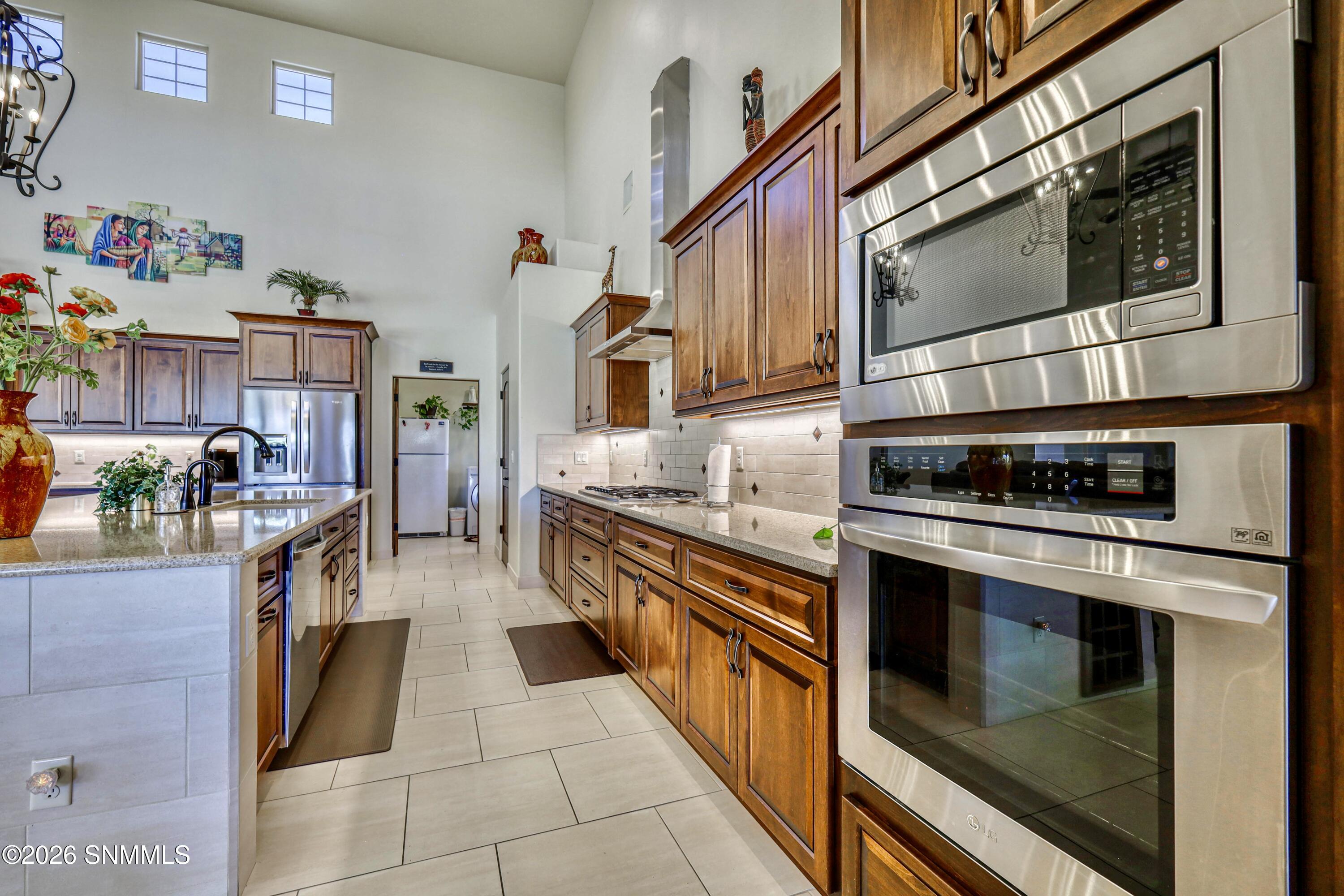 5545 Via Segura Property Photo 23