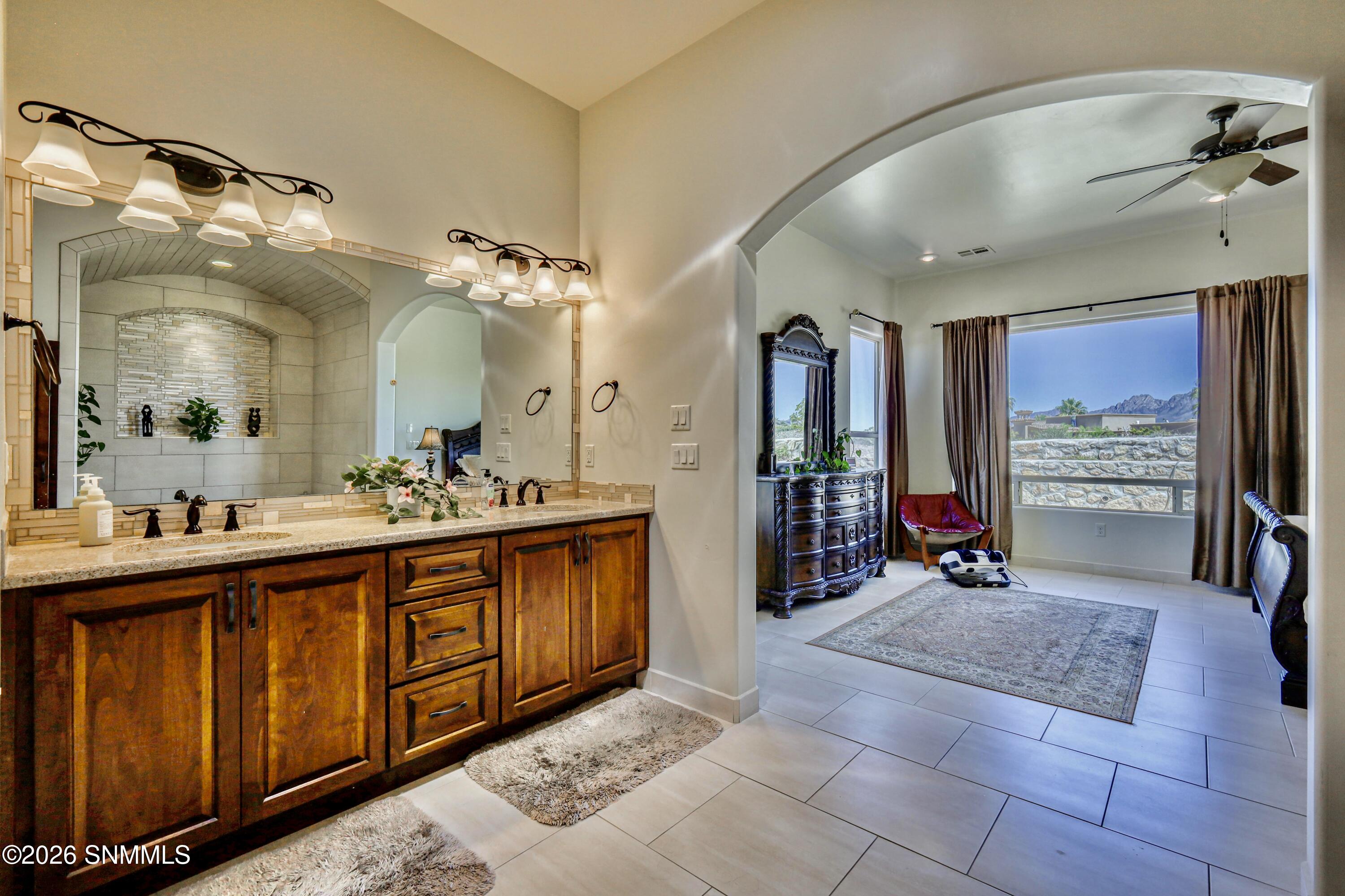 5545 Via Segura Property Photo 33