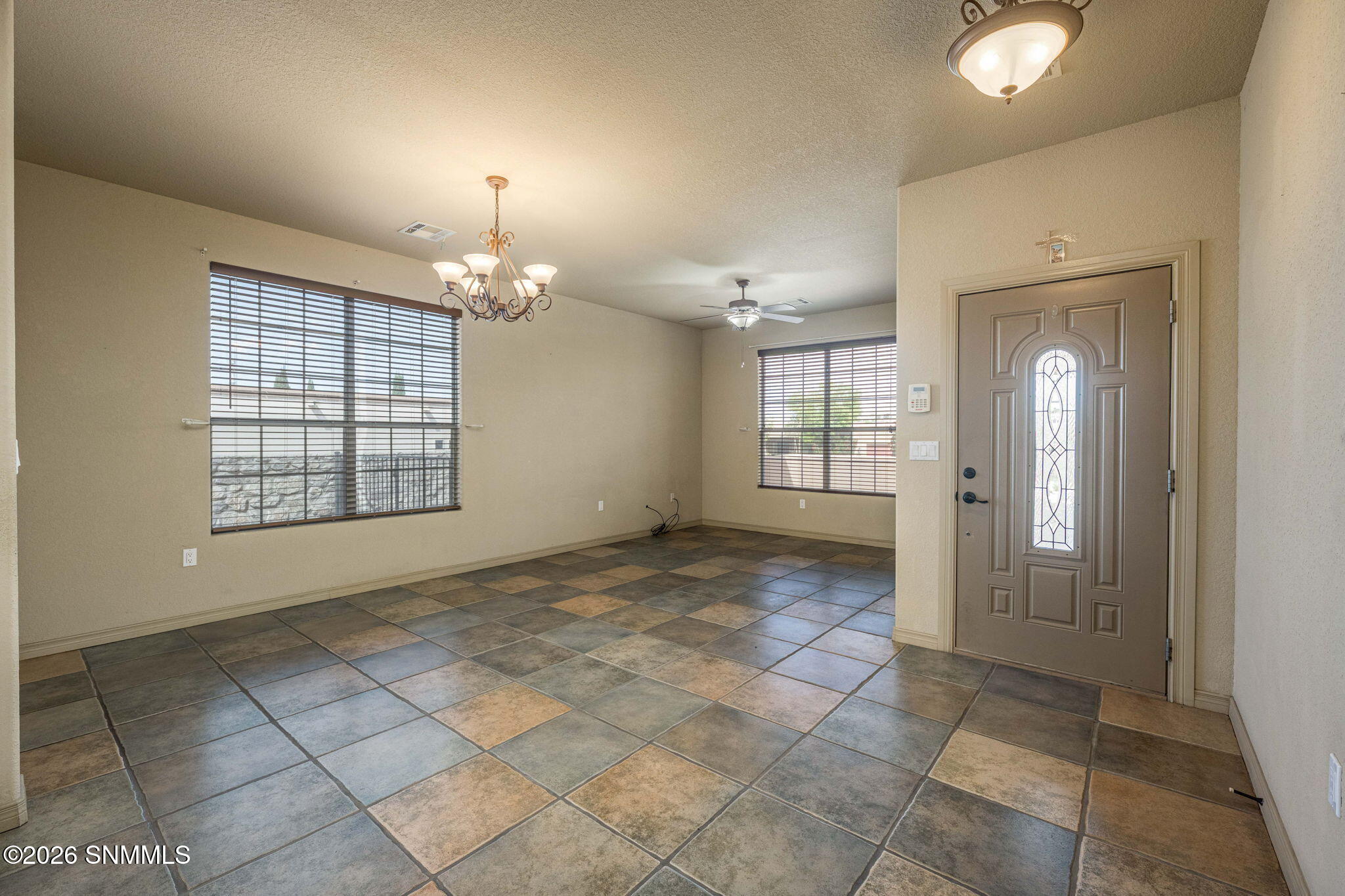 2236 Calais Avenue Property Photo 2