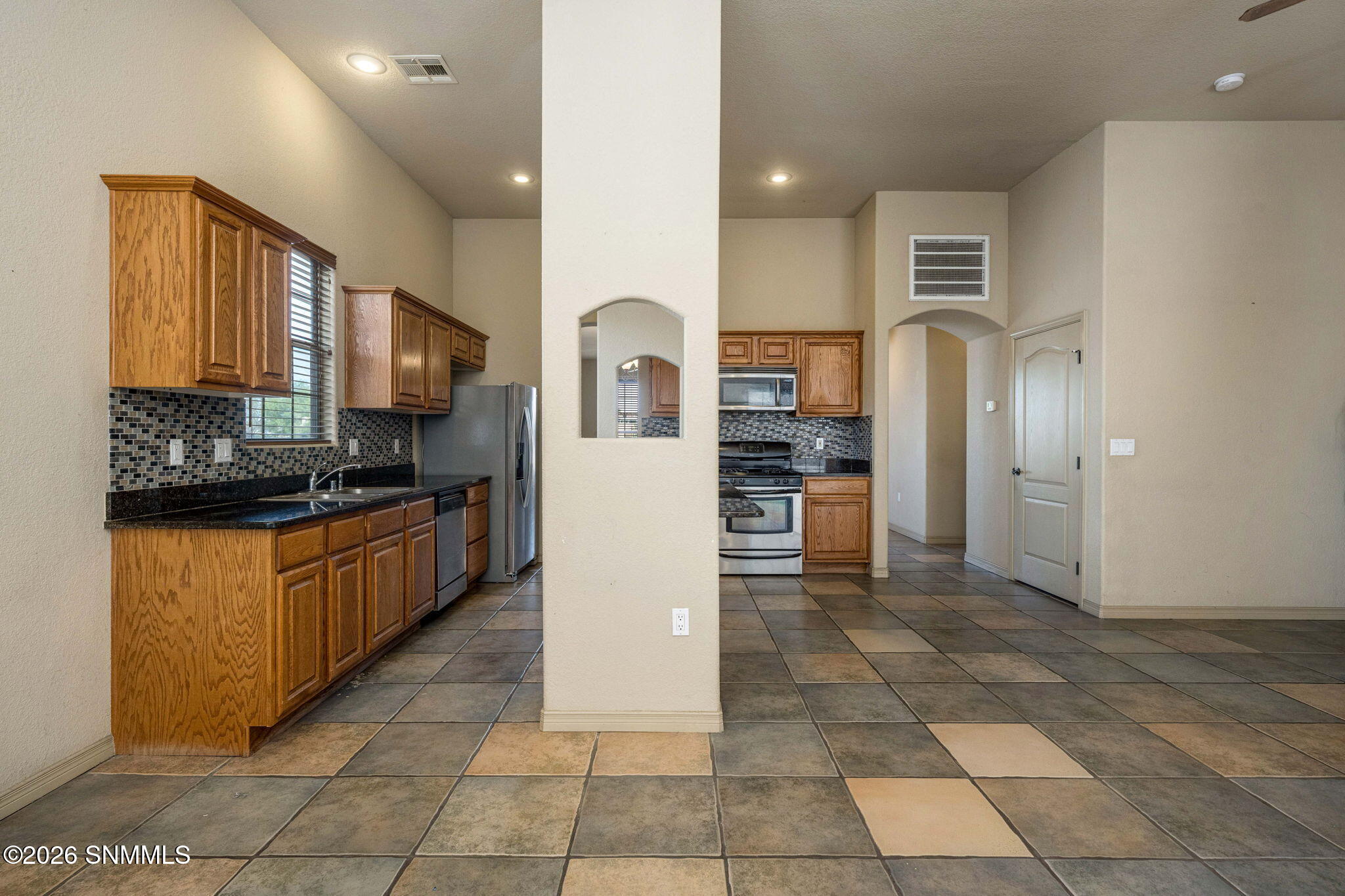 2236 Calais Avenue Property Photo 19