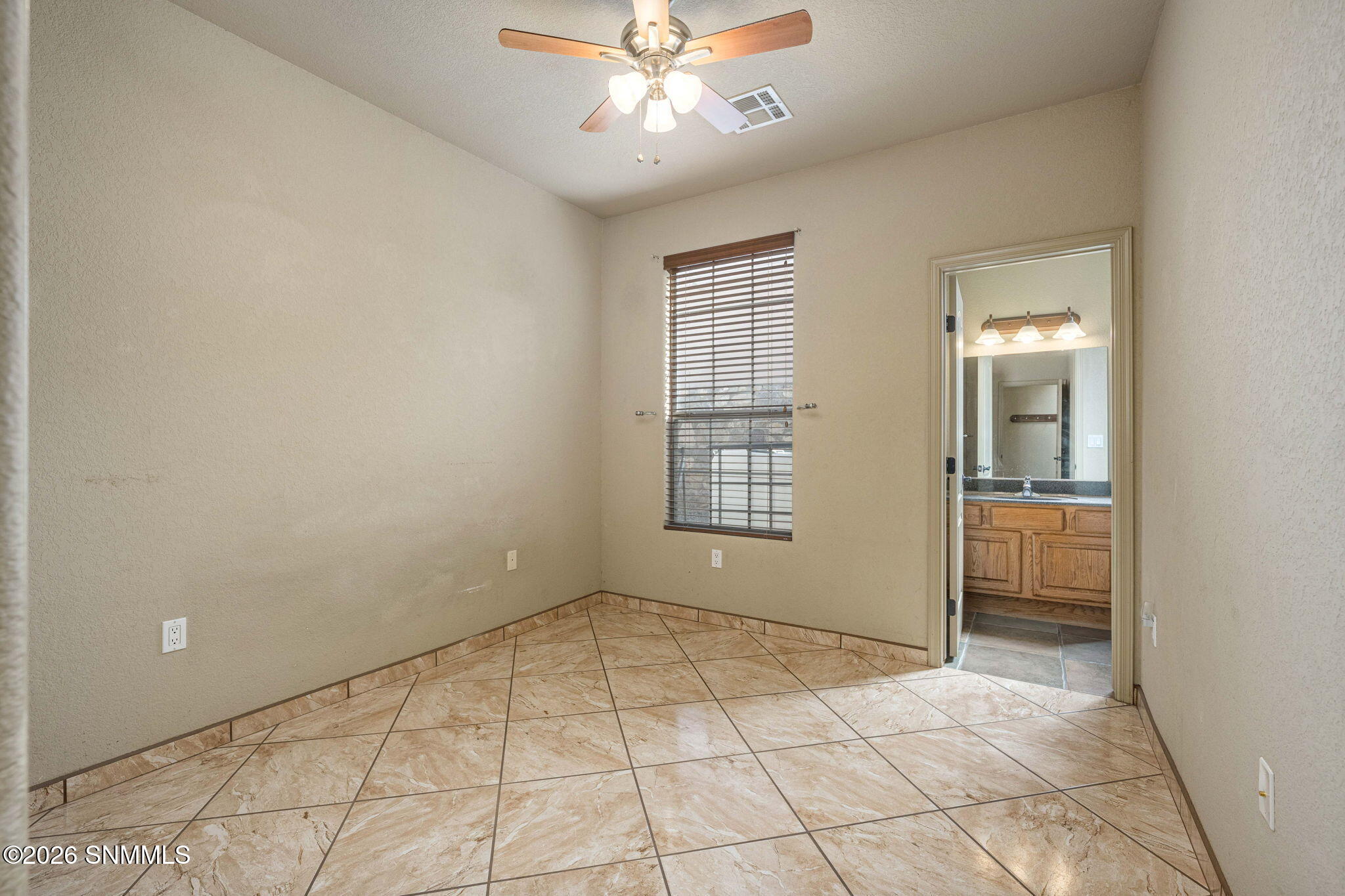 2236 Calais Avenue Property Photo 32
