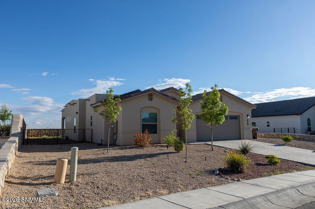 4524 Mesa Monte Drive Property Photo 4