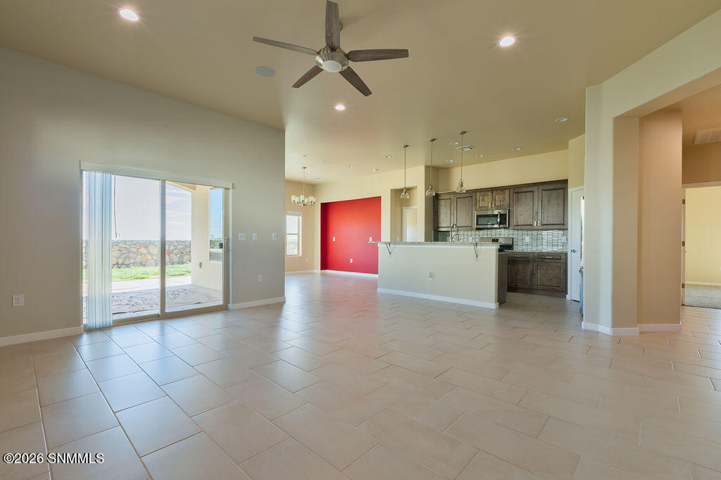 4524 Mesa Monte Drive Property Photo 6
