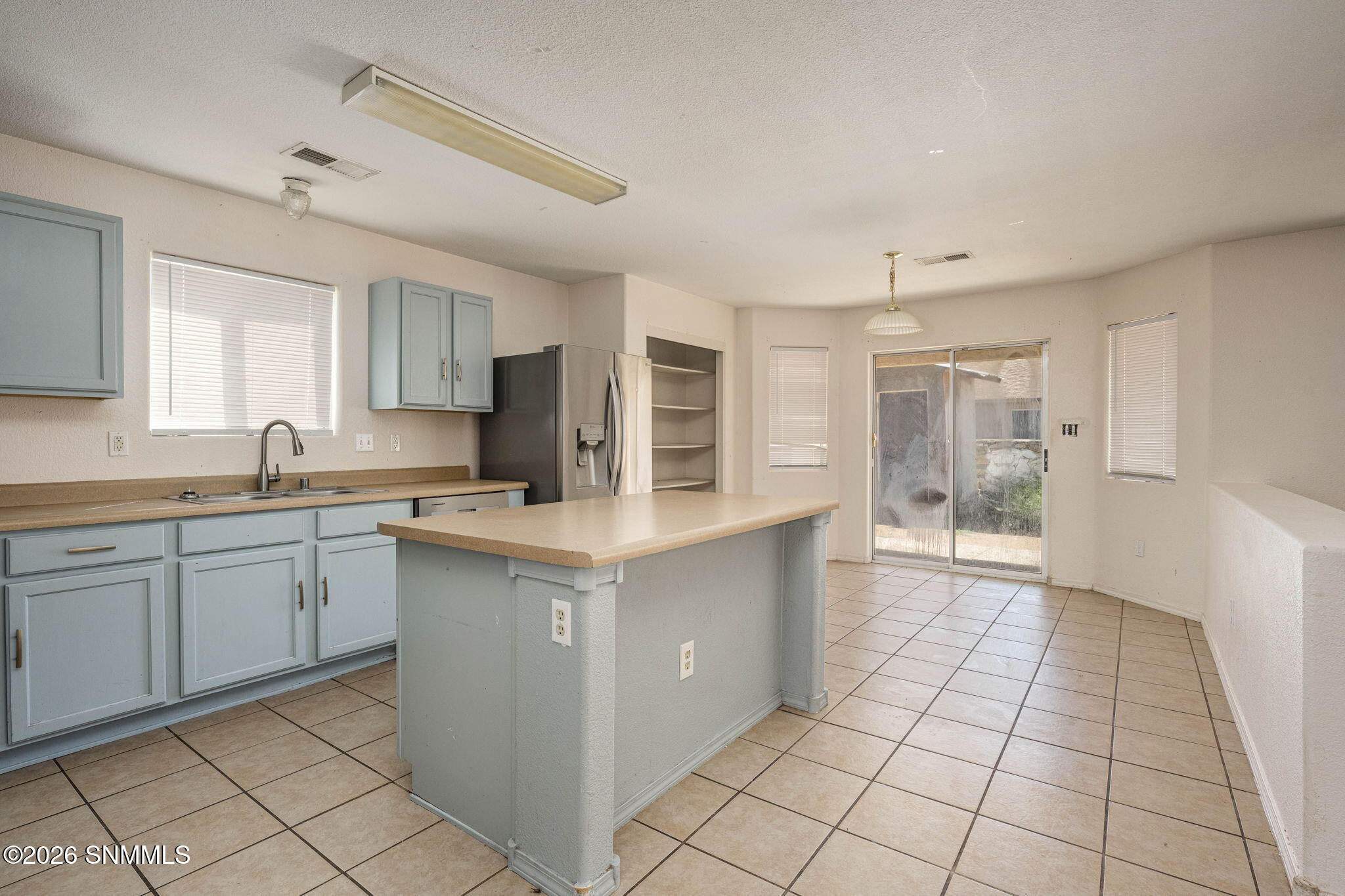6118 Blue Mountain Drive Property Photo 7