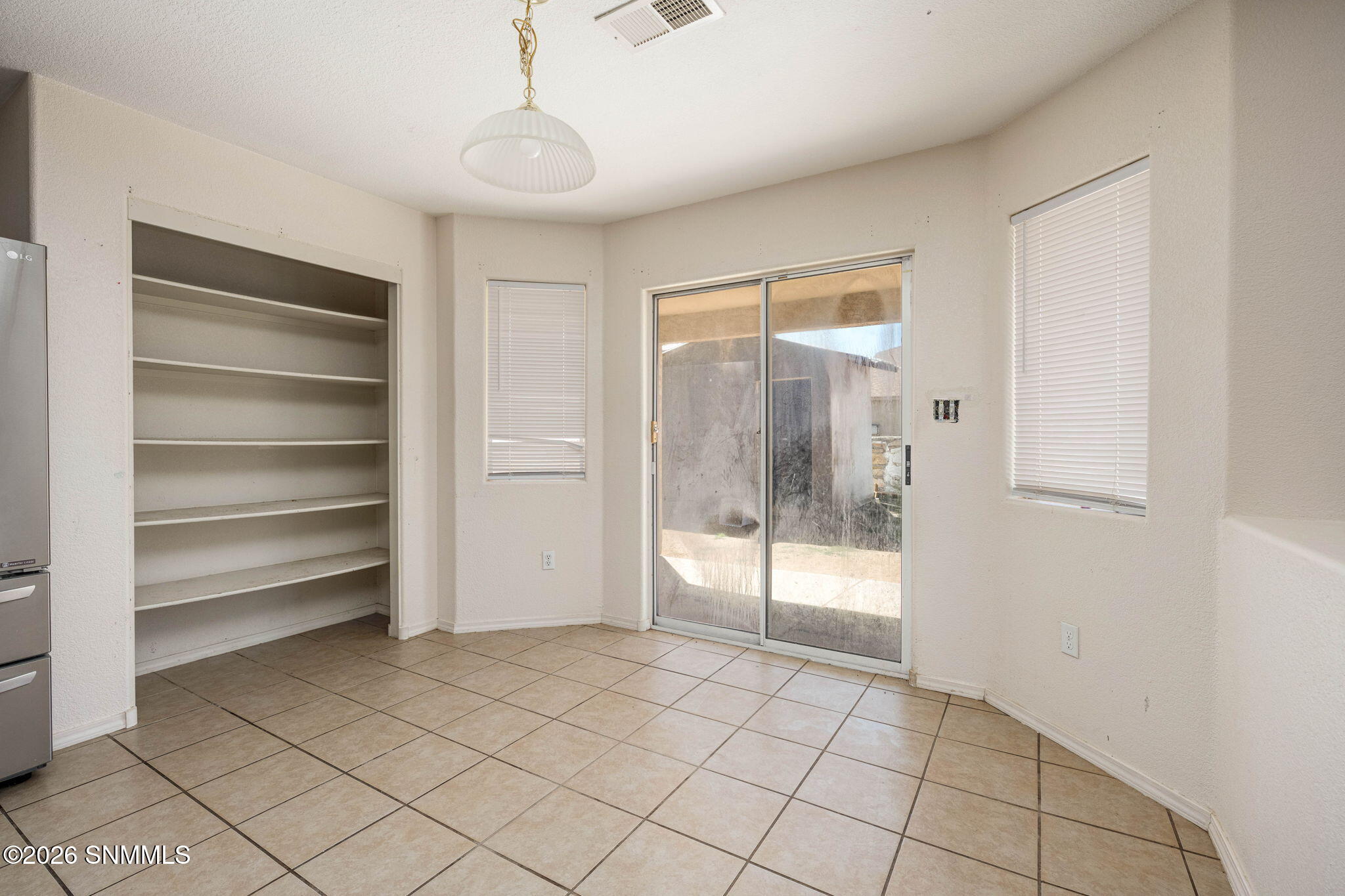 6118 Blue Mountain Drive Property Photo 12