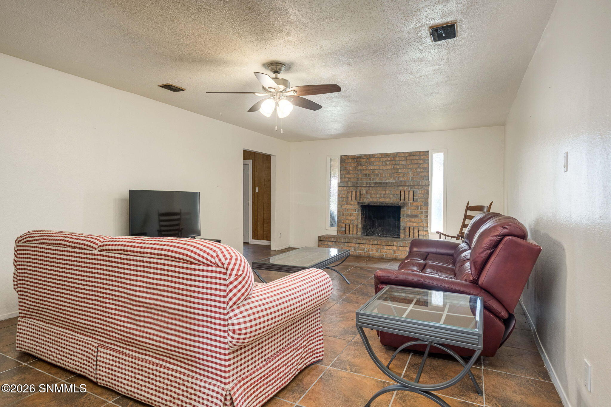 1936 Bromilow Street Property Photo 5