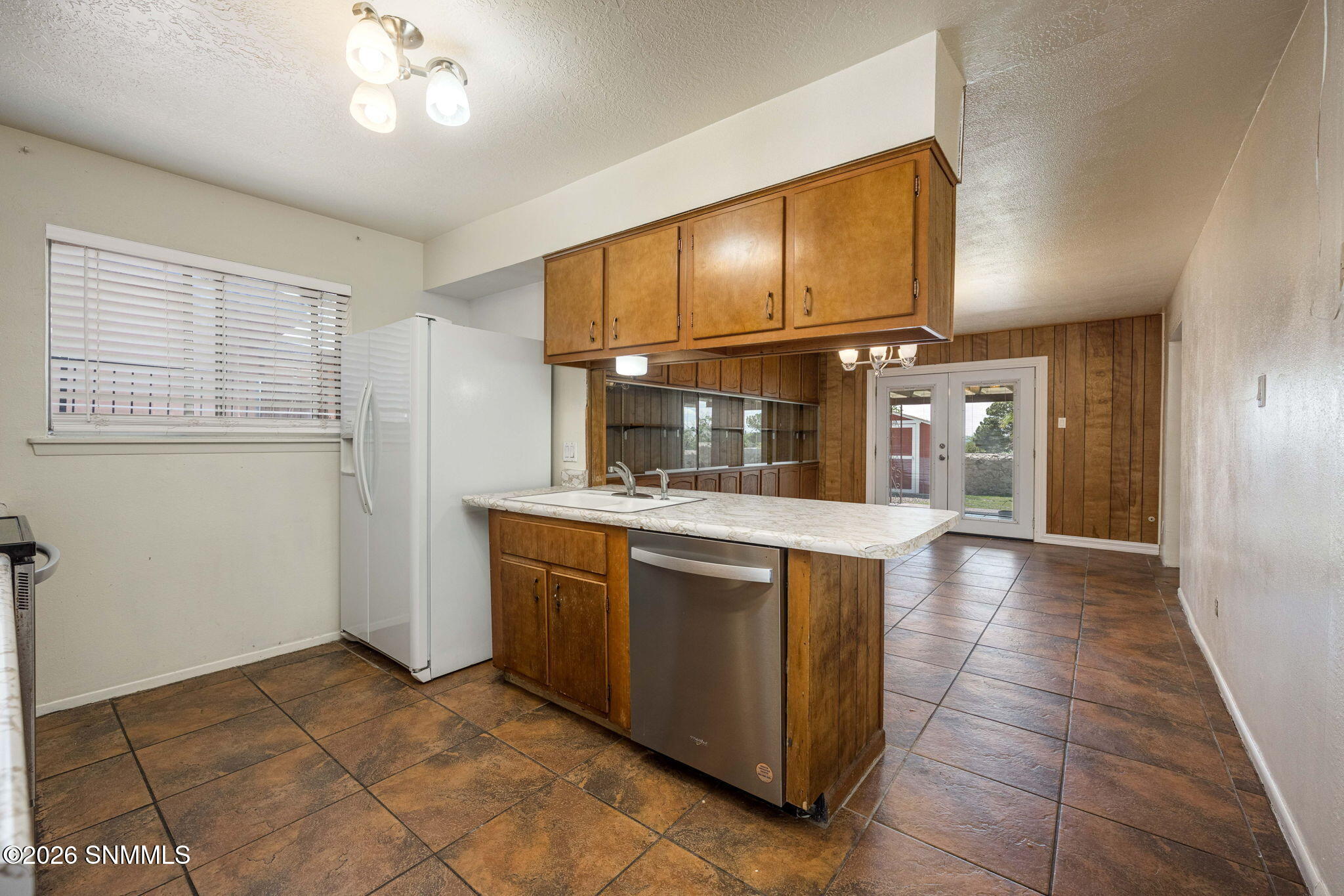 1936 Bromilow Street Property Photo 11