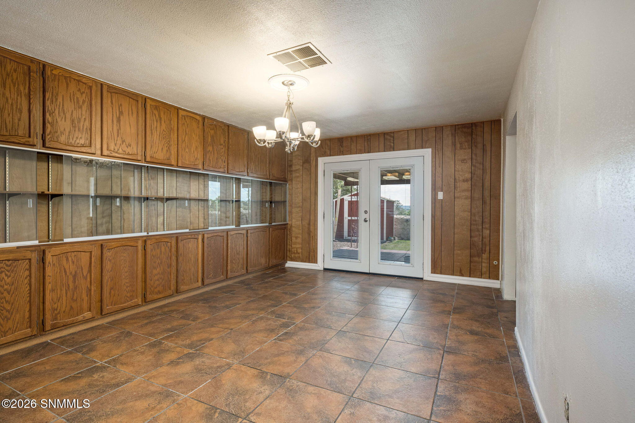 1936 Bromilow Street Property Photo 13