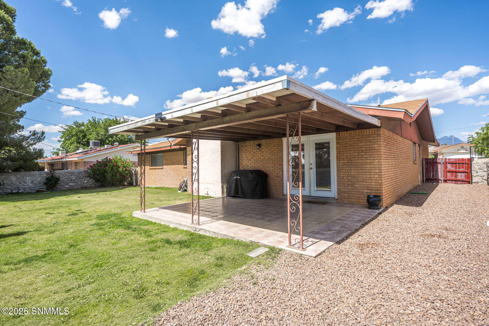 1936 Bromilow Street Property Photo 31