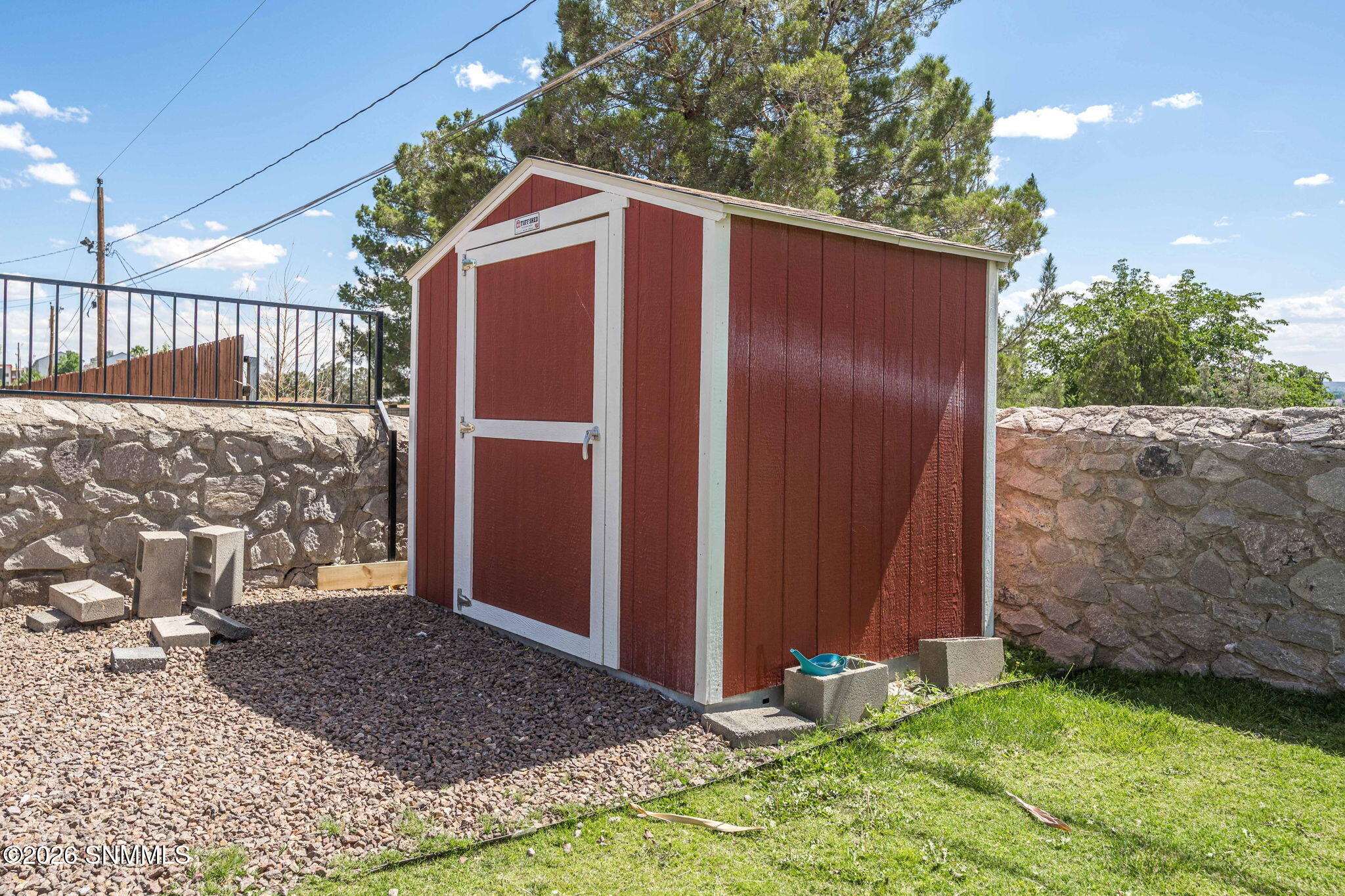 1936 Bromilow Street Property Photo 37