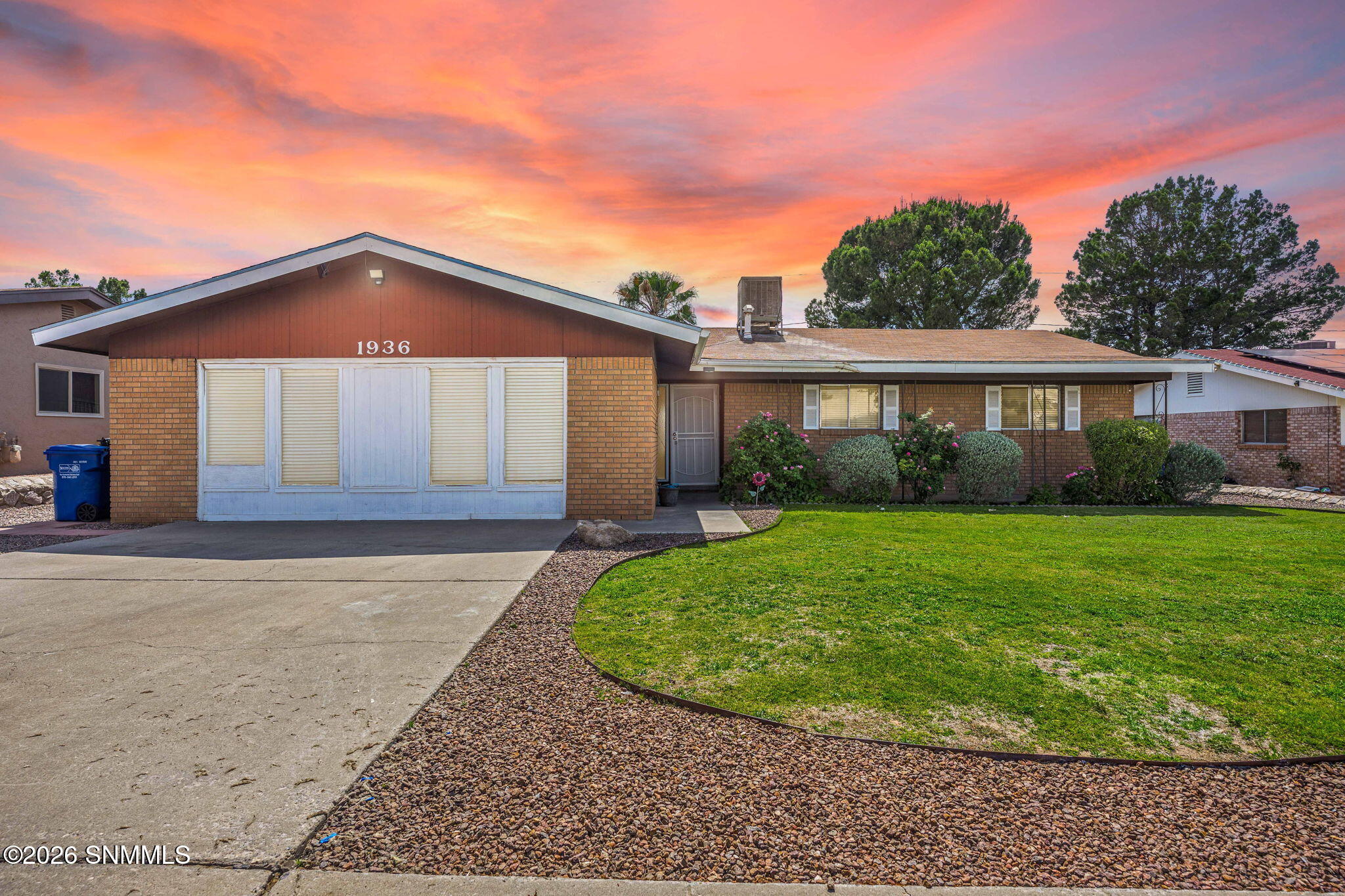 1936 Bromilow Street Property Photo 38