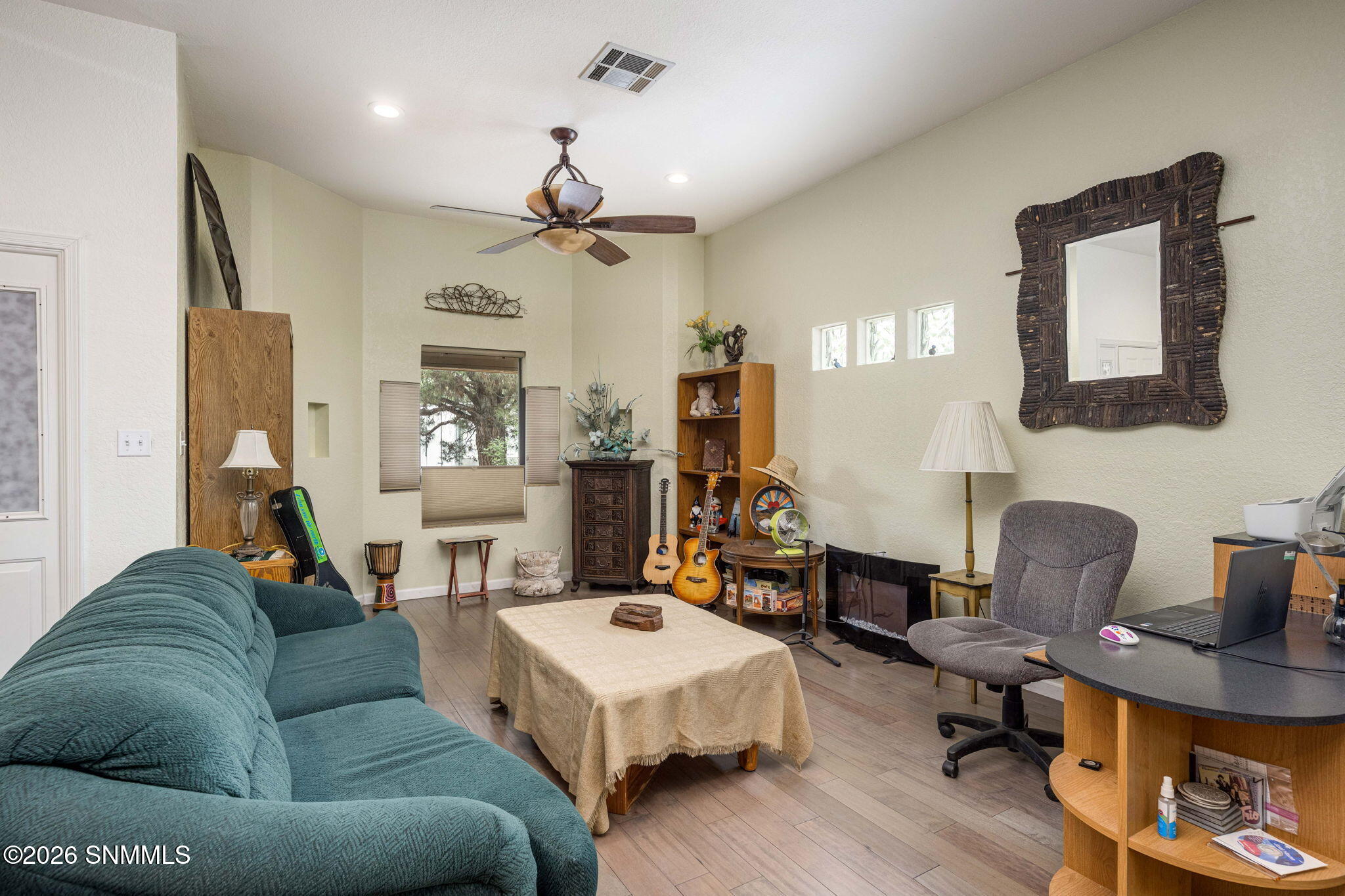 1461 W Brown Road Property Photo 8