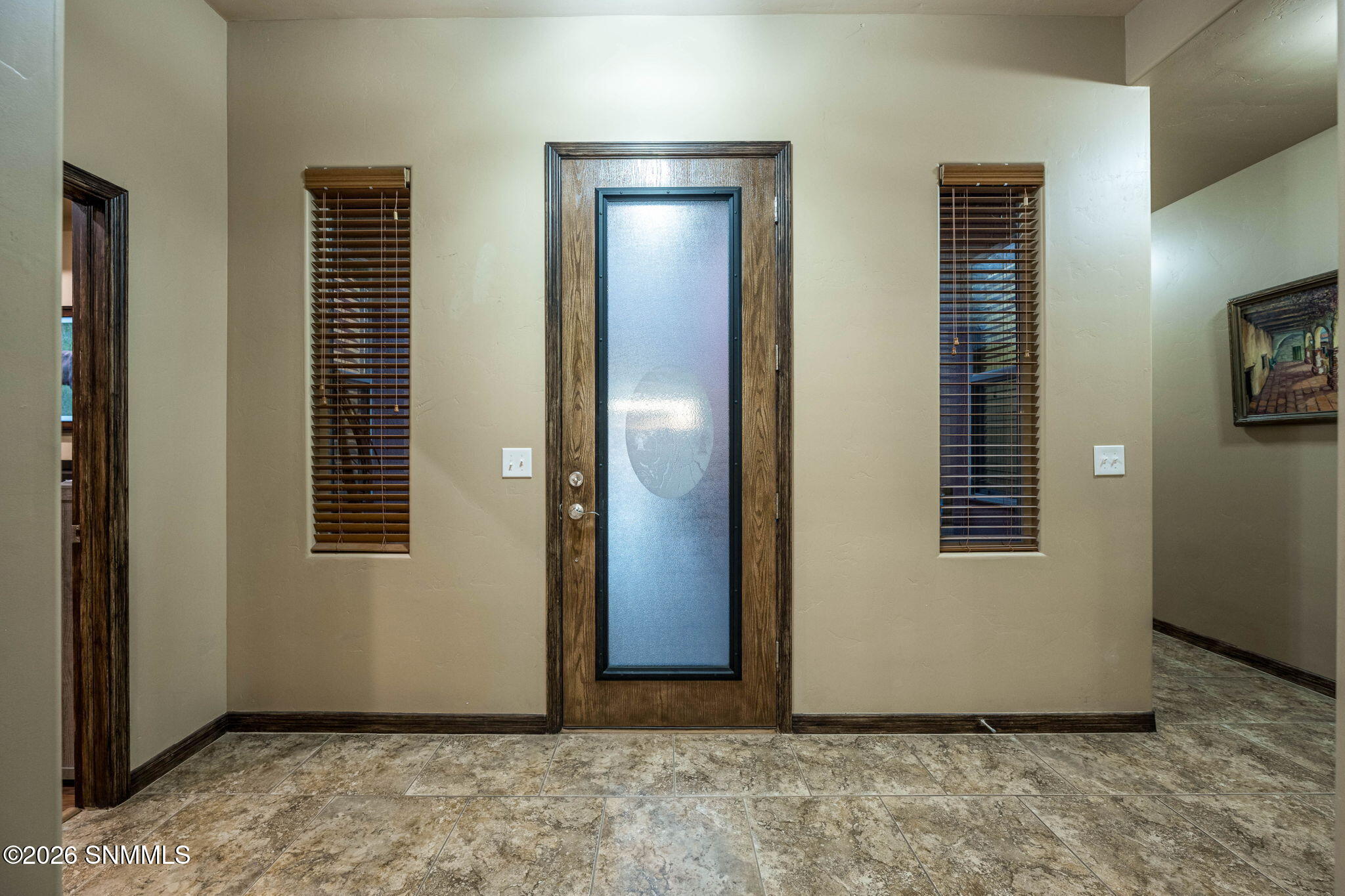 4335 Isleta Court Property Photo 6