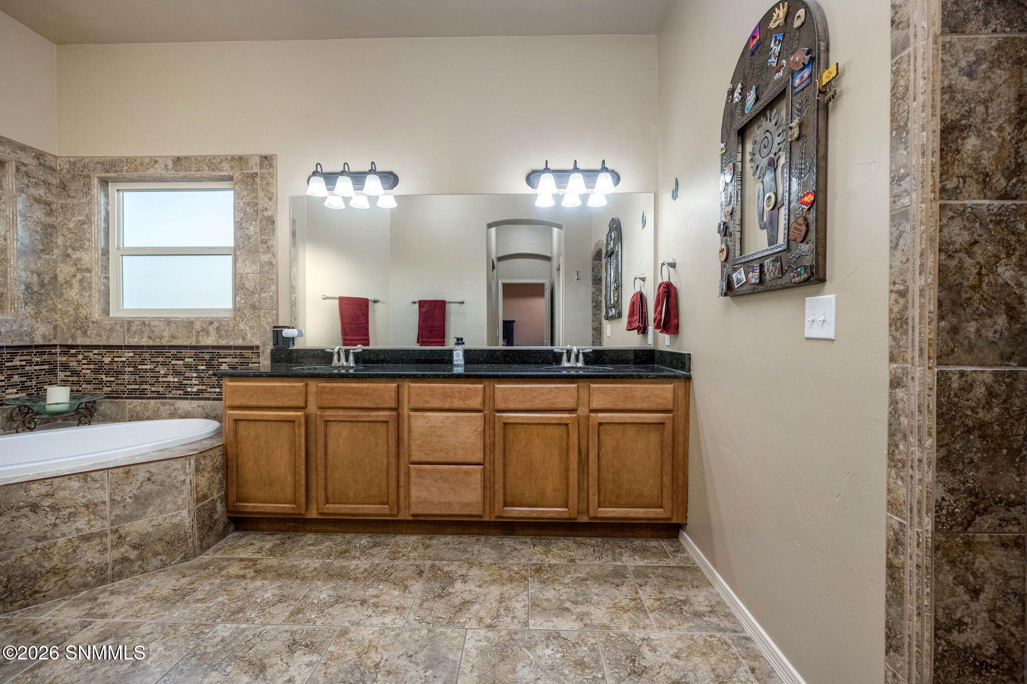 4335 Isleta Court Property Photo 23