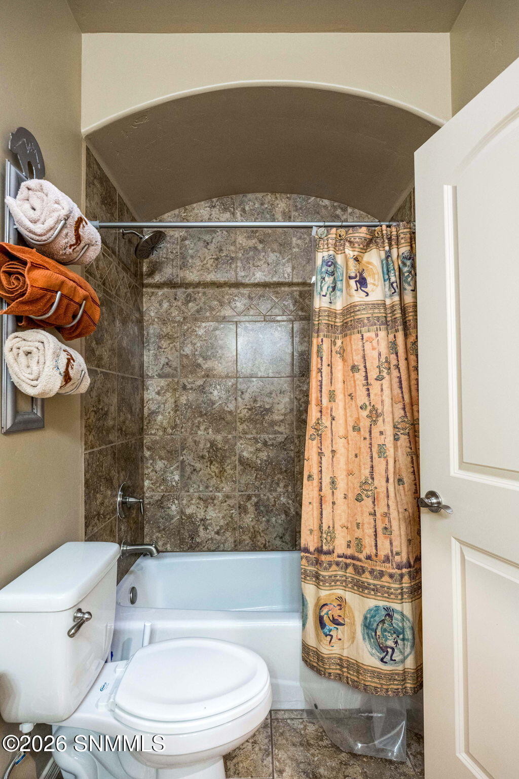 4335 Isleta Court Property Photo 33