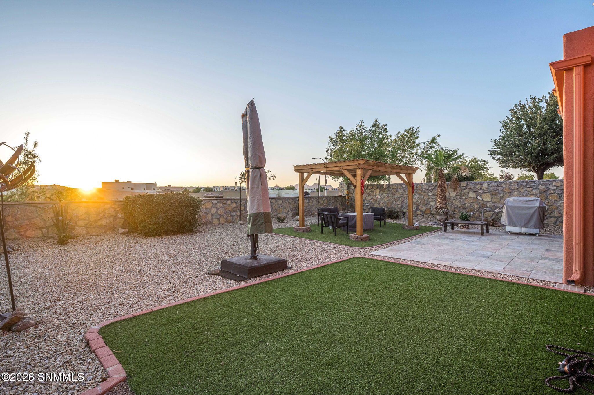 4335 Isleta Court Property Photo 42