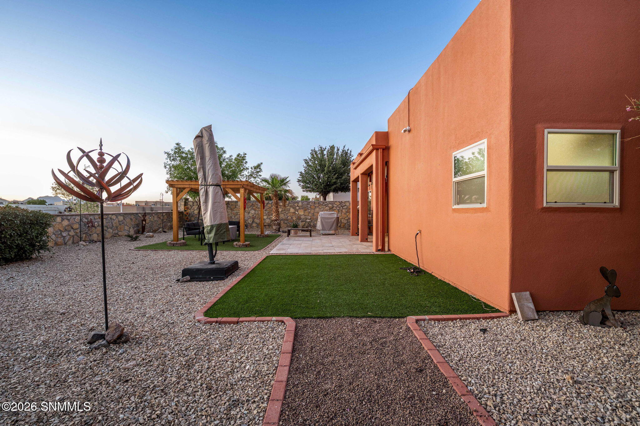 4335 Isleta Court Property Photo 43