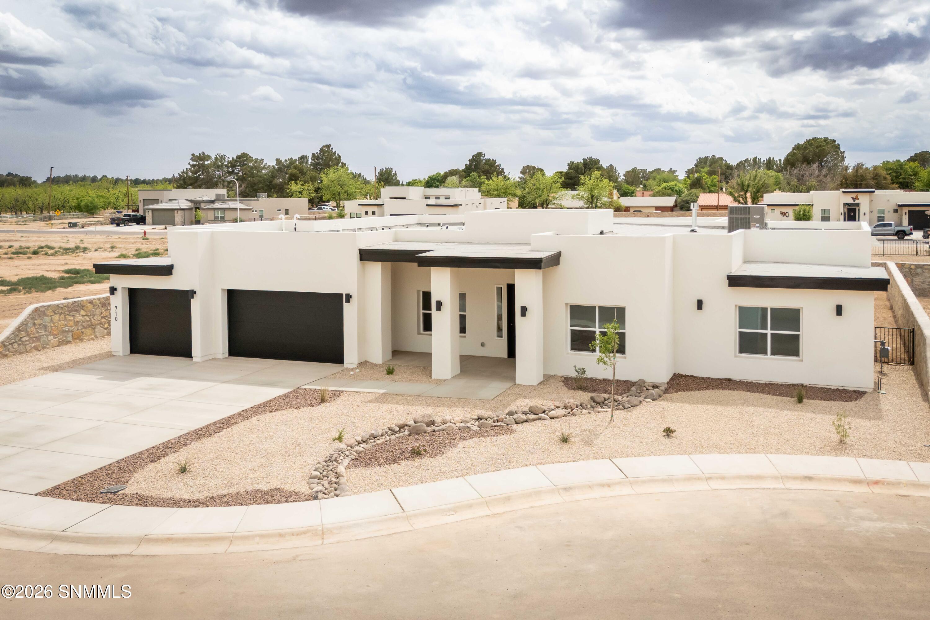 710 Appaji Court Property Photo 6