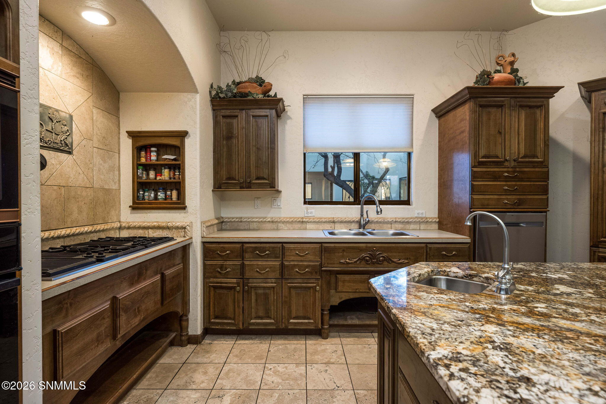 5340 Superstition Drive Property Photo 18