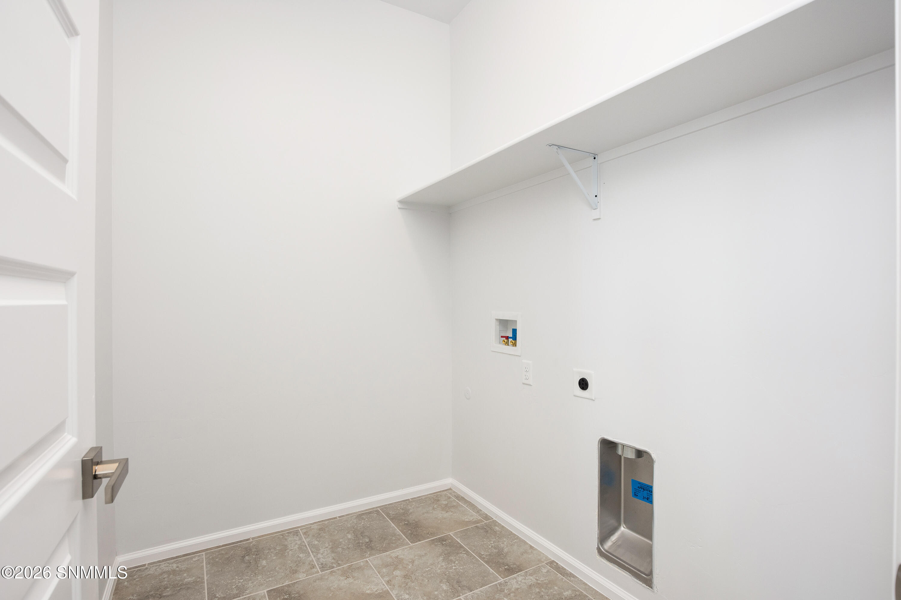 4027 Bravia Dove Loop Property Photo 4