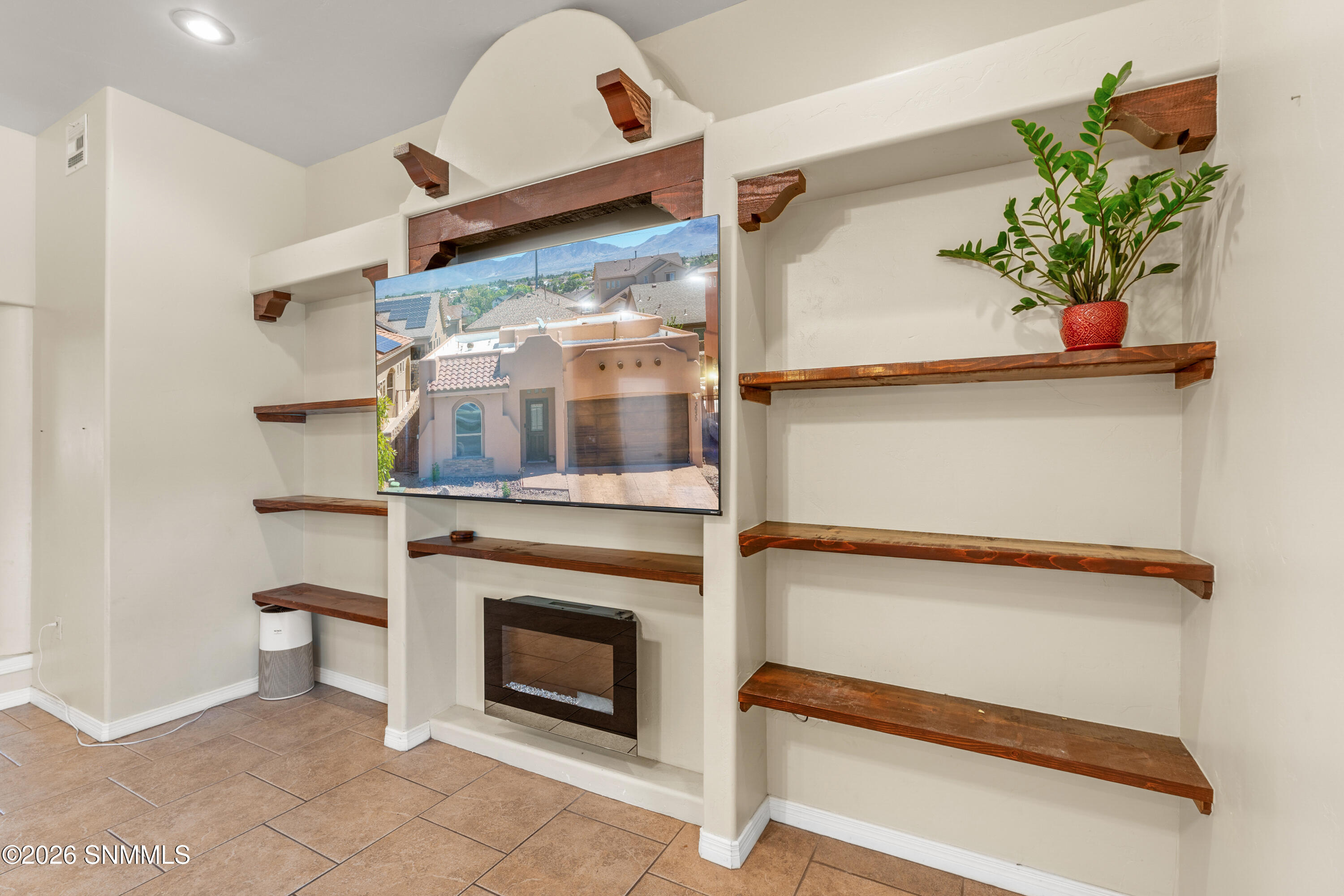3930 Agua Caliente Drive Property Photo 12