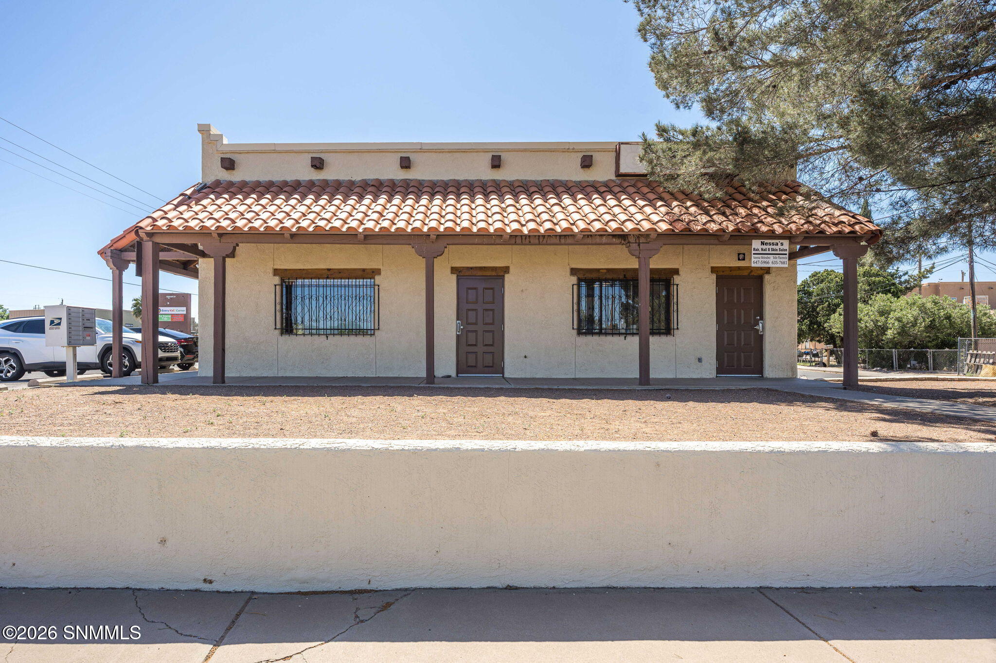 1615 N Solano Drive B Property Photo 11