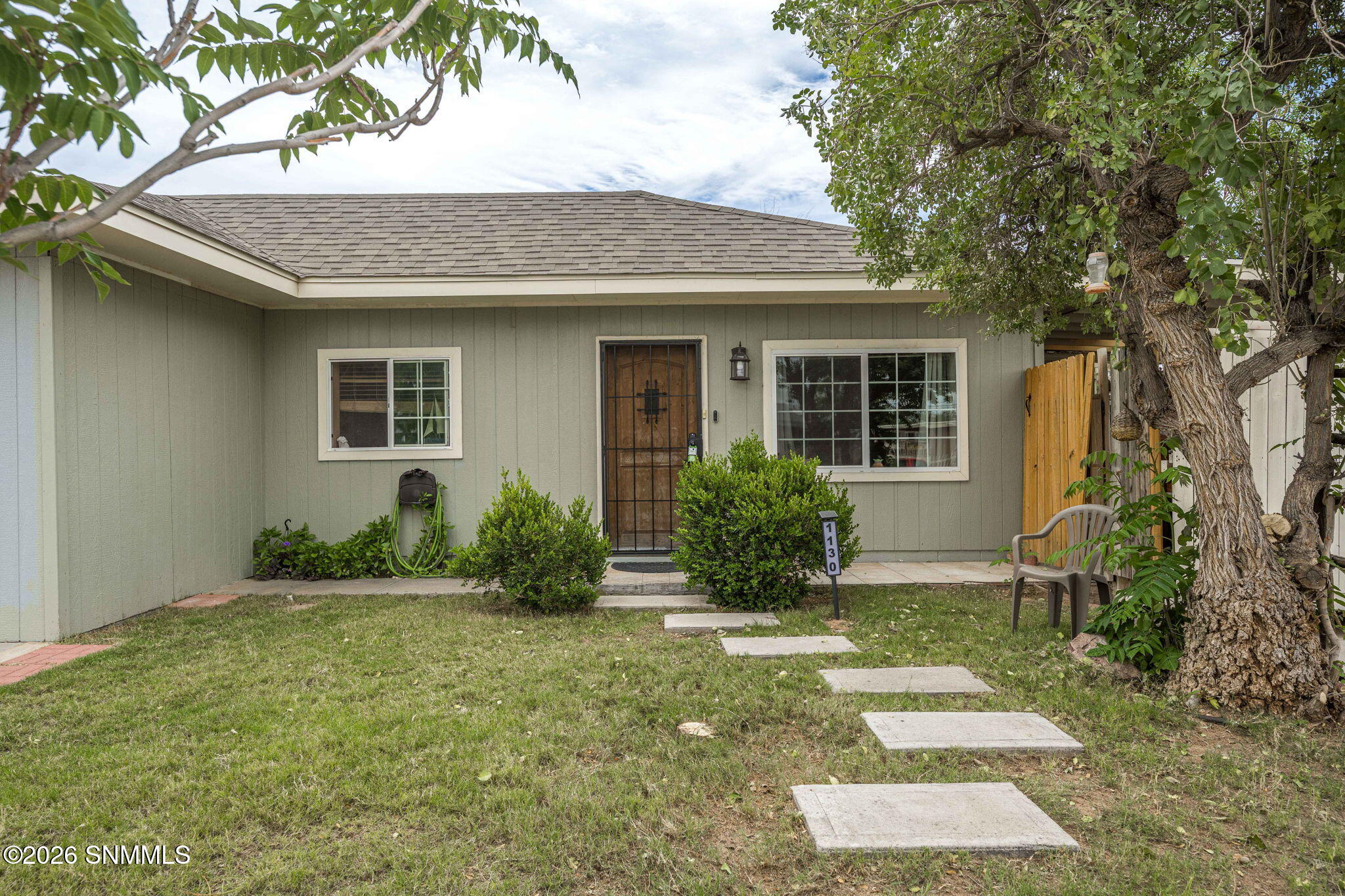 1130 Poplar Property Photo 4
