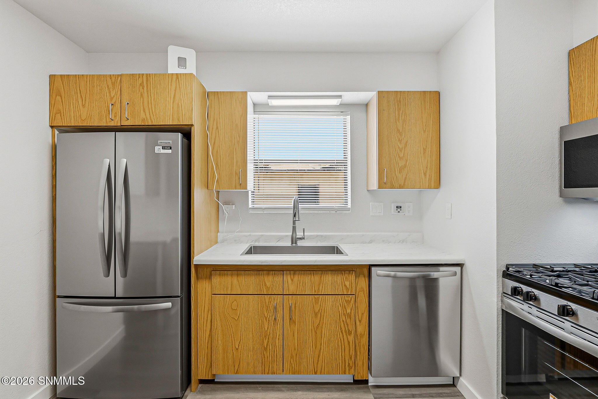 3201 Oak Street Property Photo 8