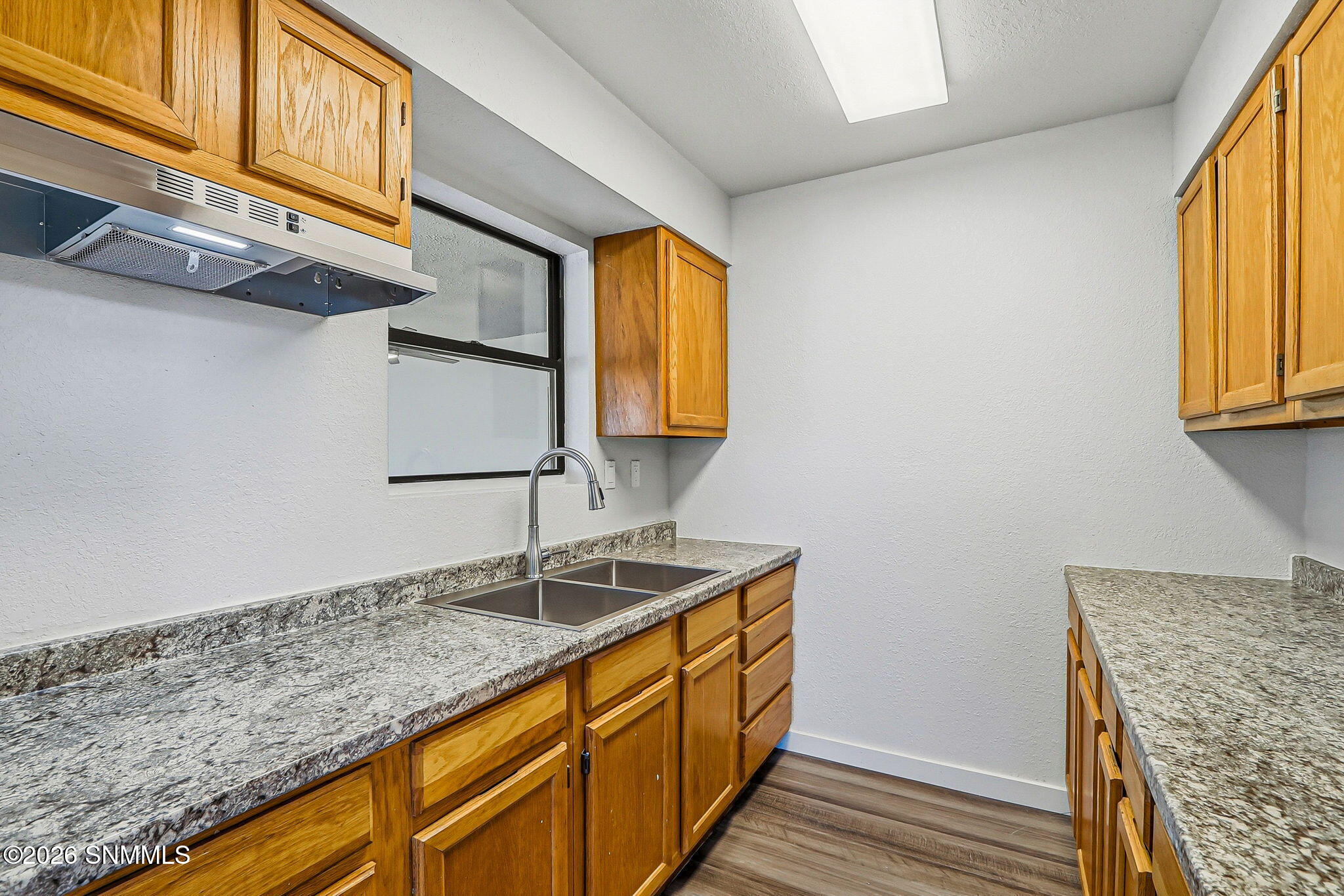 3201 Oak Street Property Photo 11