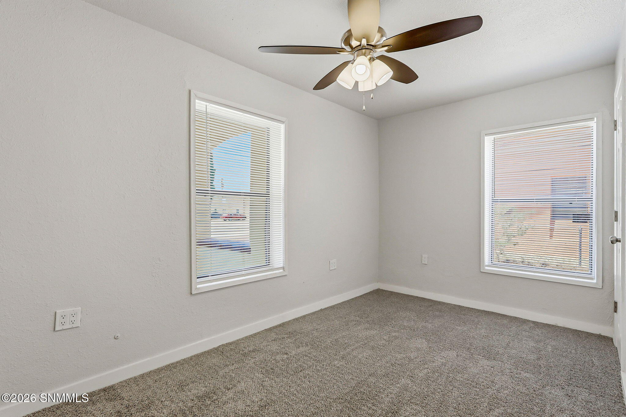 3201 Oak Street Property Photo 14