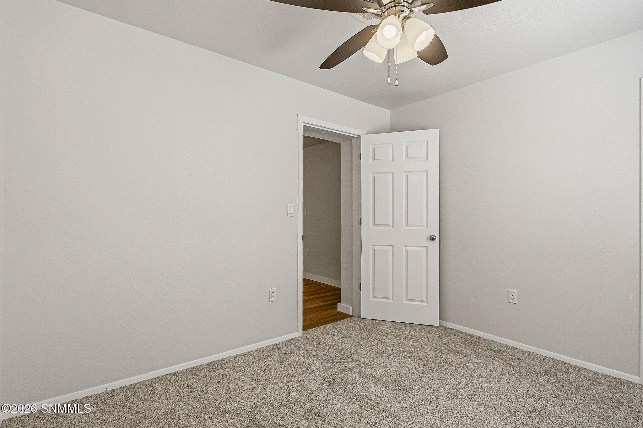 3201 Oak Street Property Photo 17