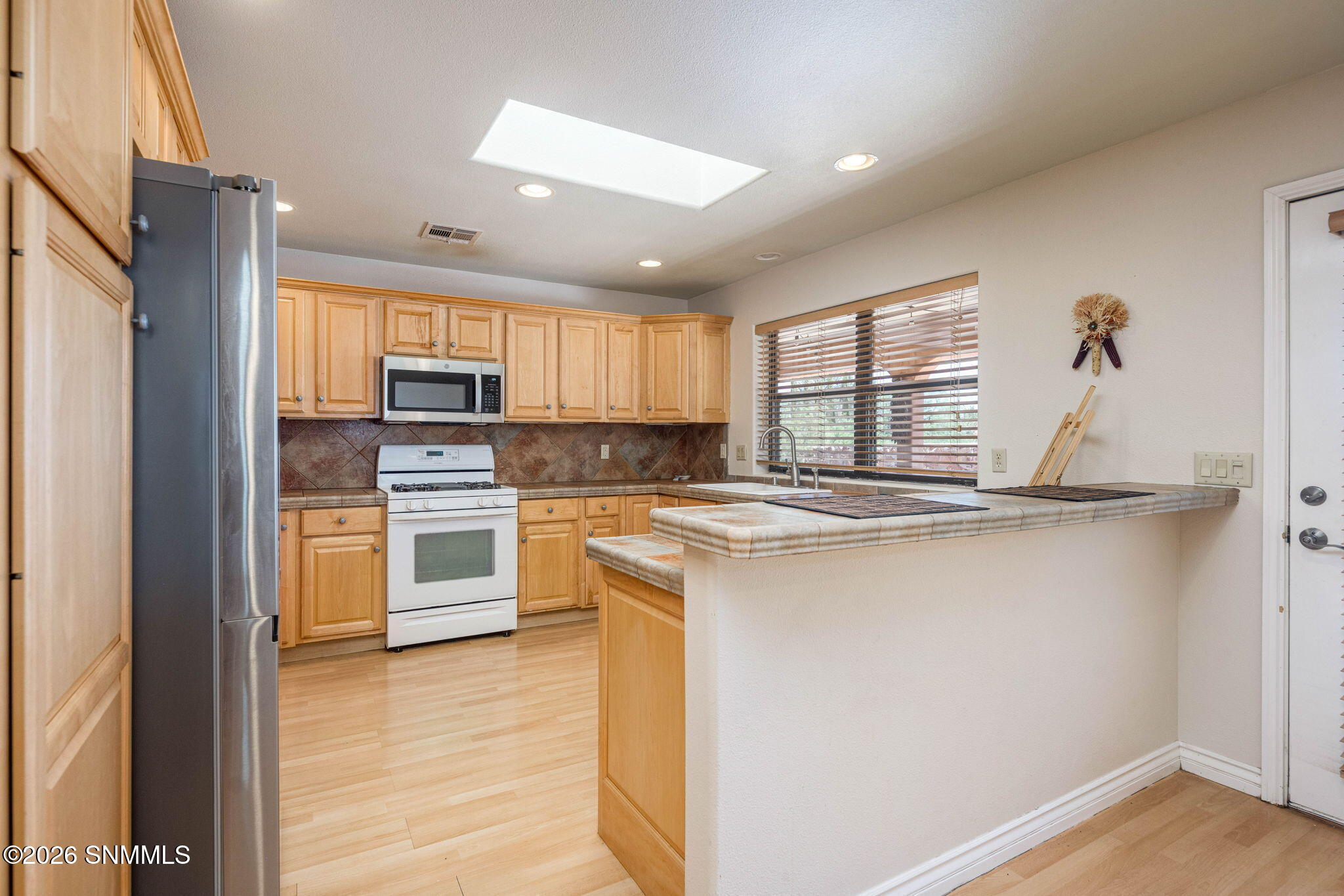 6600 Vista De Oro Property Photo 8
