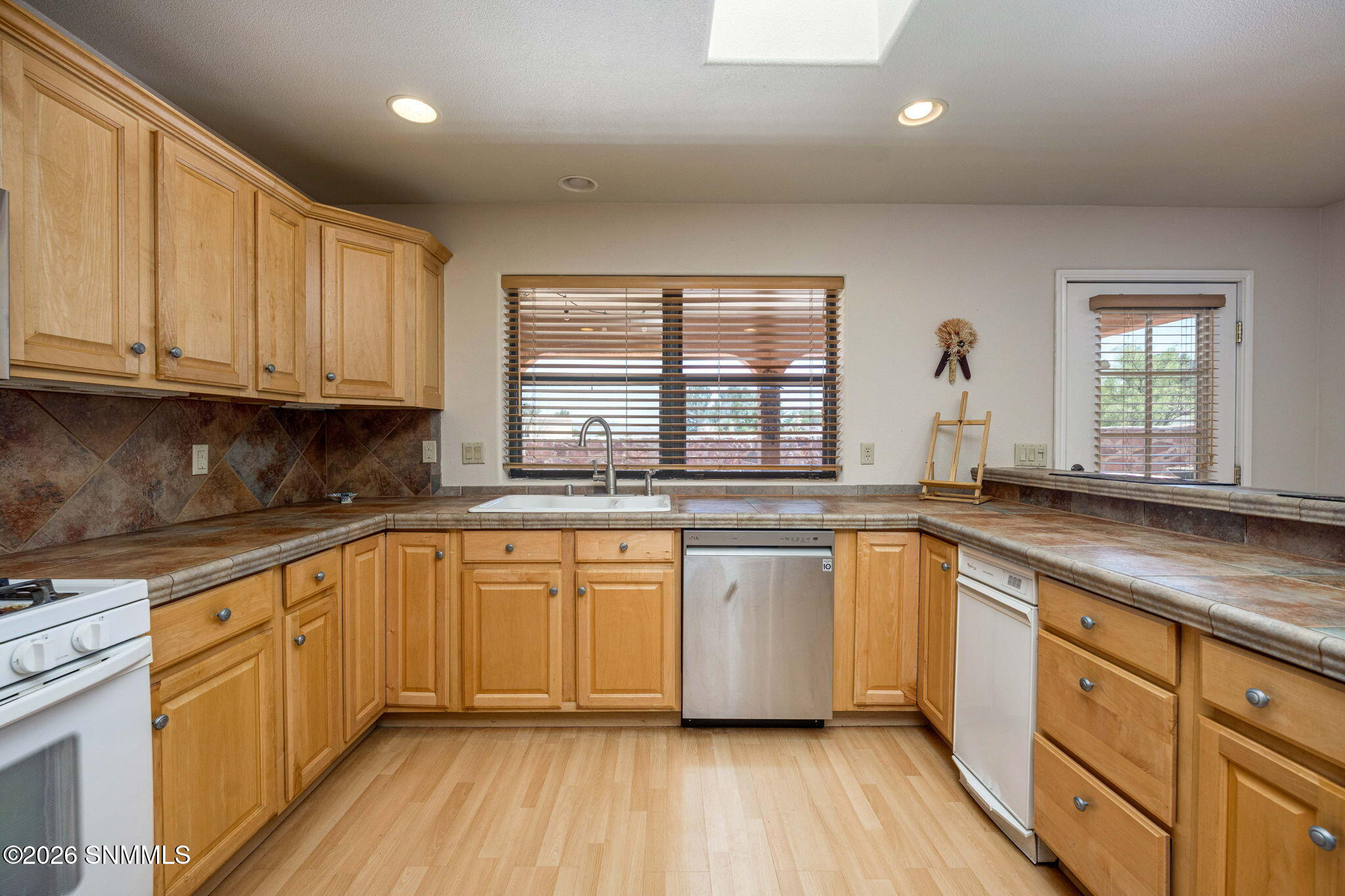 6600 Vista De Oro Property Photo 11