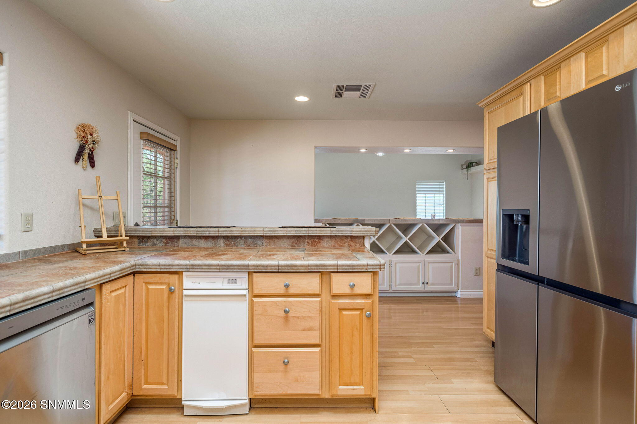 6600 Vista De Oro Property Photo 13