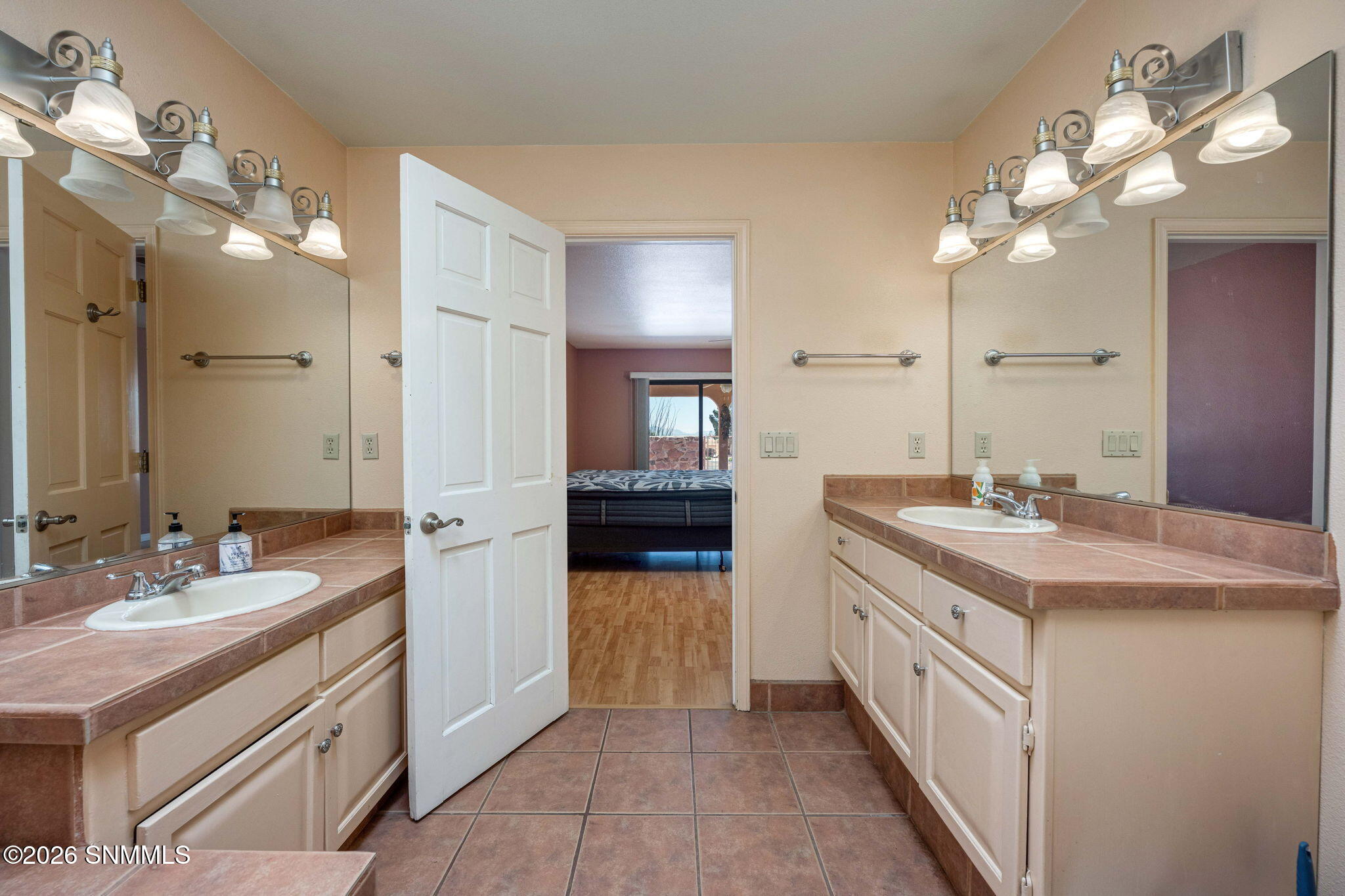 6600 Vista De Oro Property Photo 21