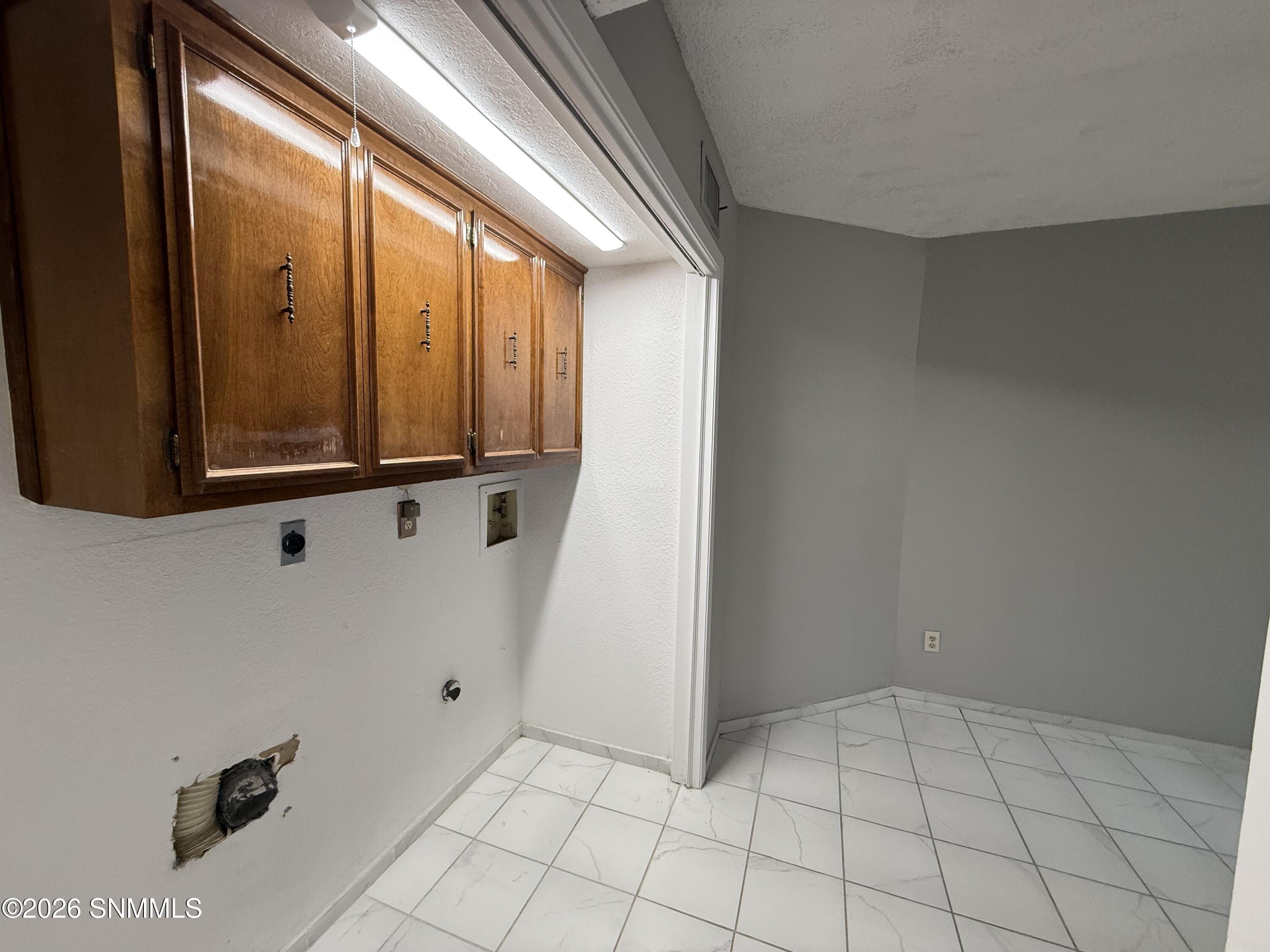 108 N Trevino Road Property Photo 15