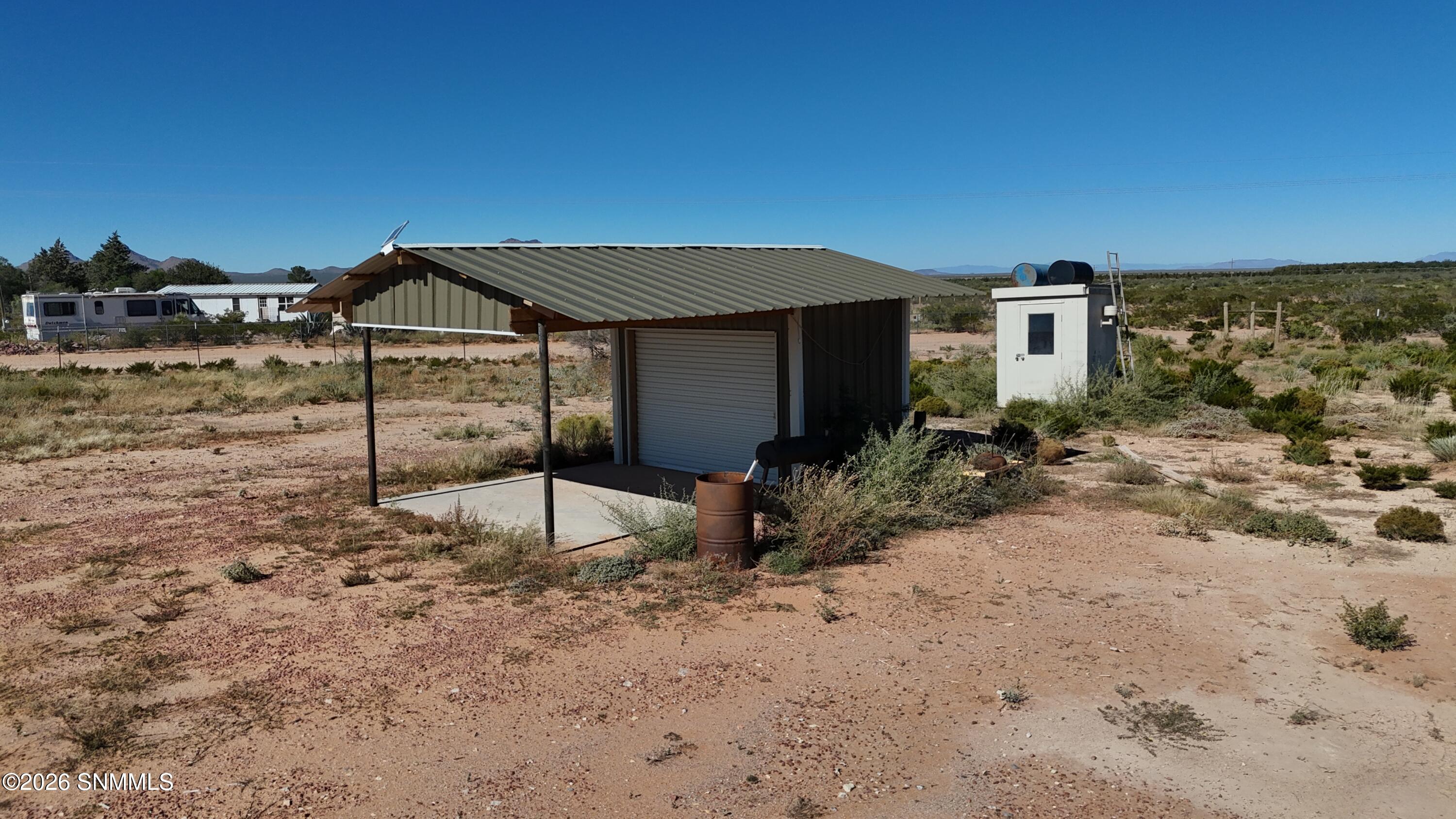 16 Double Tree Street Property Photo 7