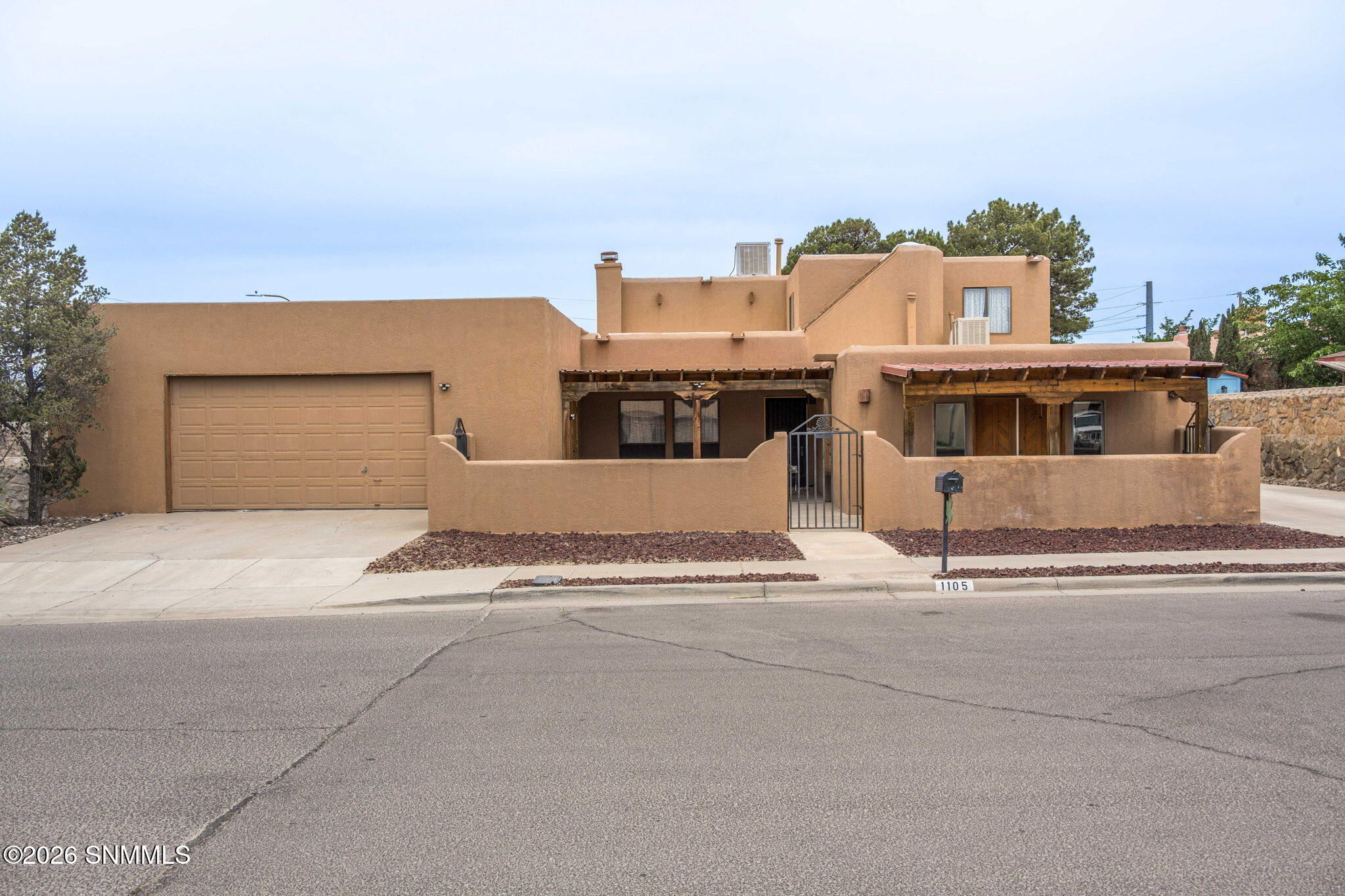 1105 Hermosillo Drive Property Photo 1