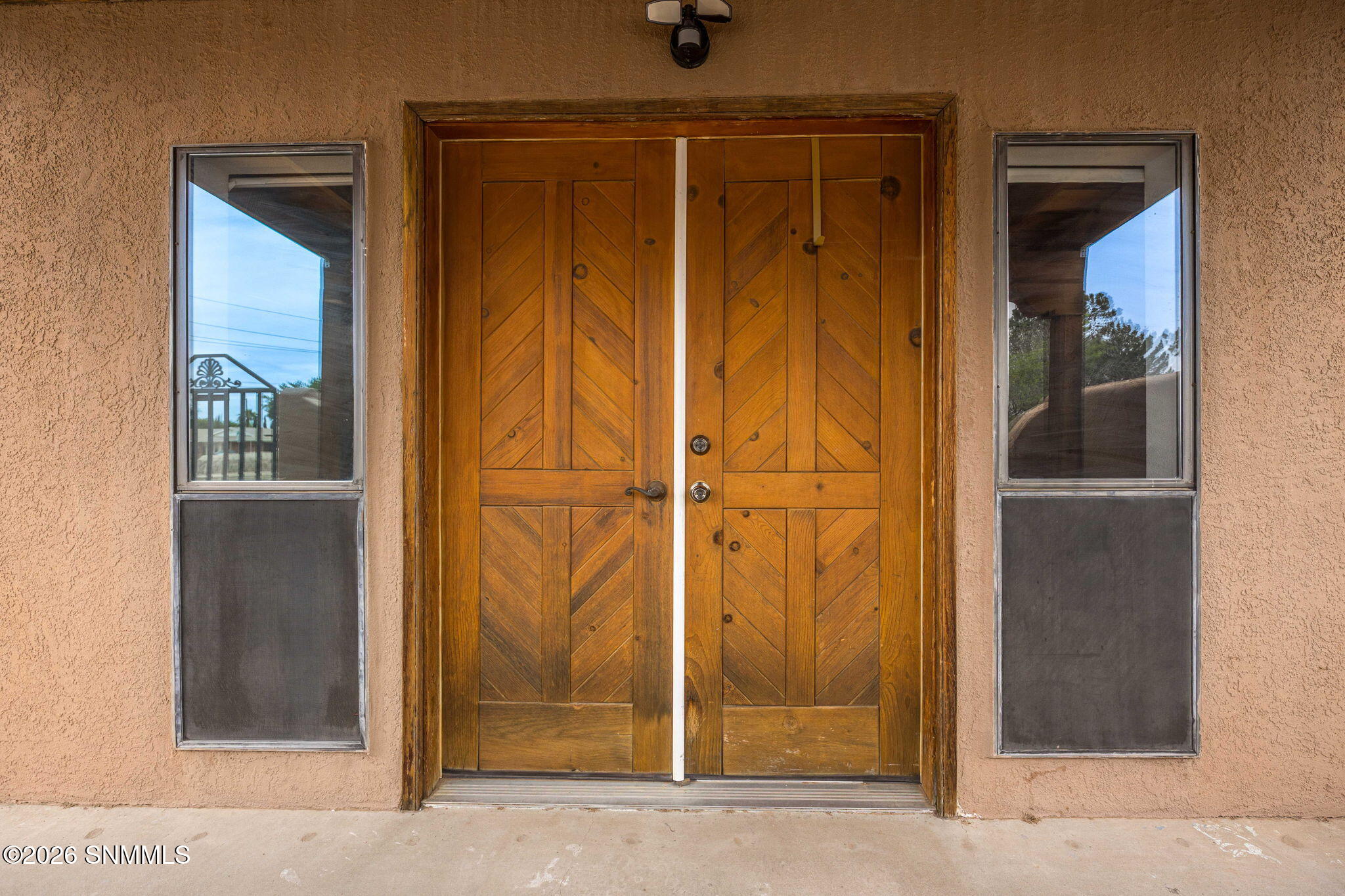 1105 Hermosillo Drive Property Photo 5