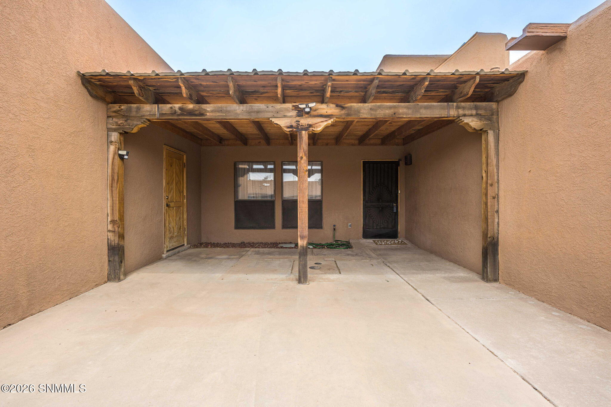 1105 Hermosillo Drive Property Photo 6