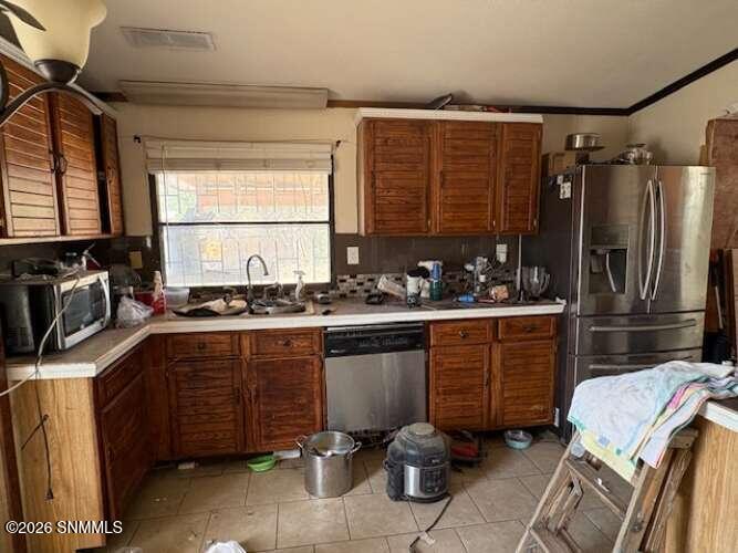 770 Hummingbird Drive Property Photo 6