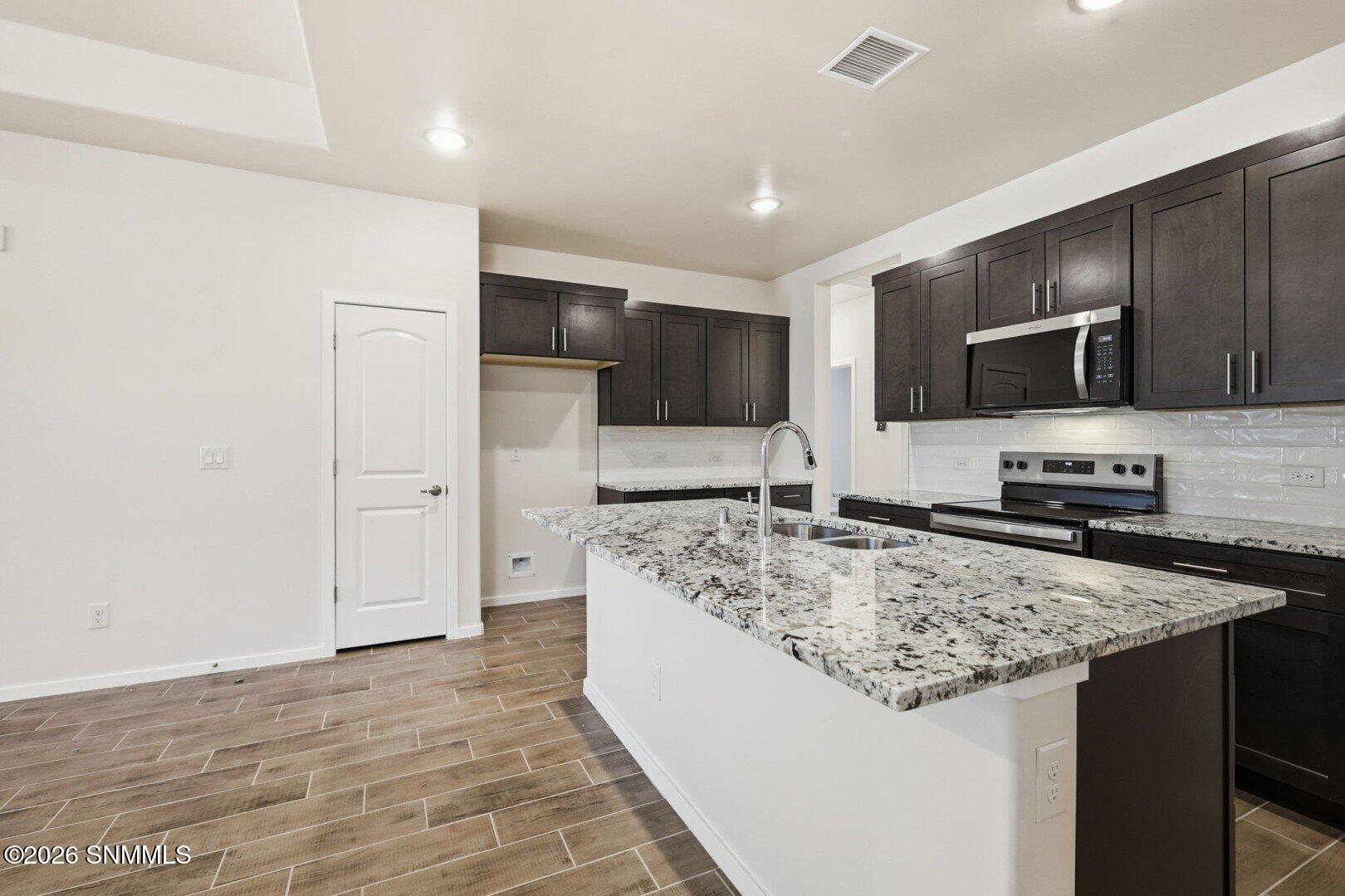 7025 Cathedral Road Property Photo 3