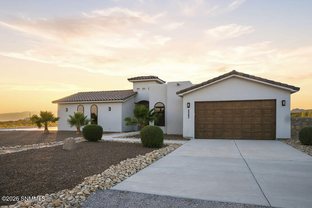 2243 Guamis Road Property Photo 2