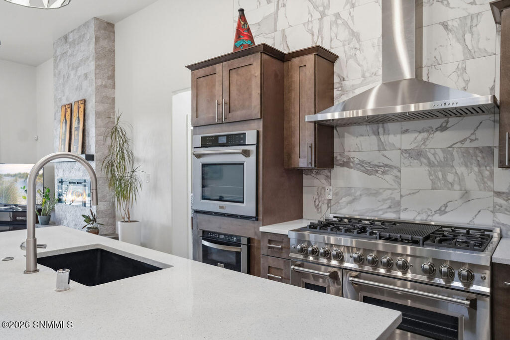 2243 Guamis Road Property Photo 15