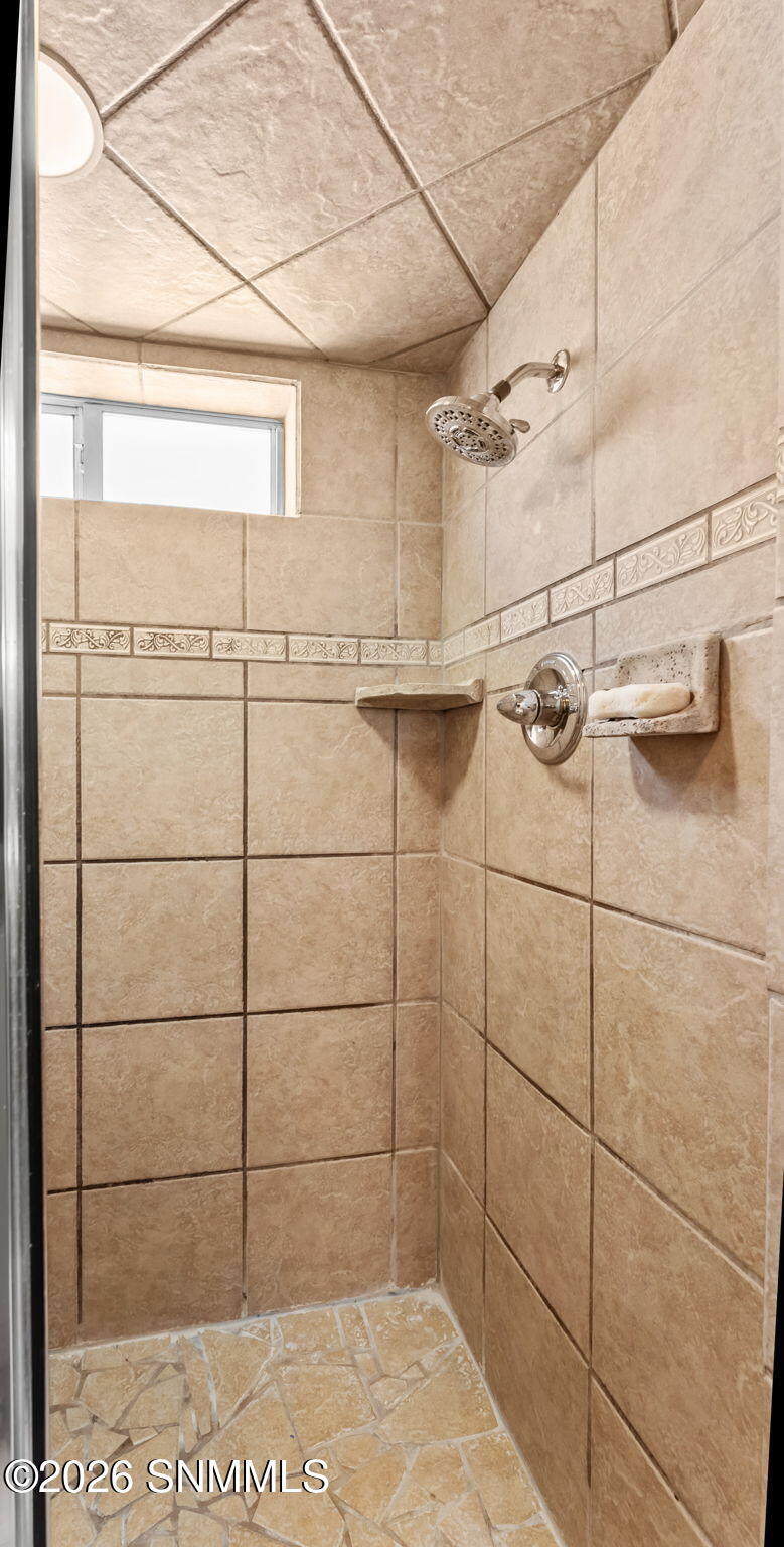 1810 Pinehurst Street Property Photo 45