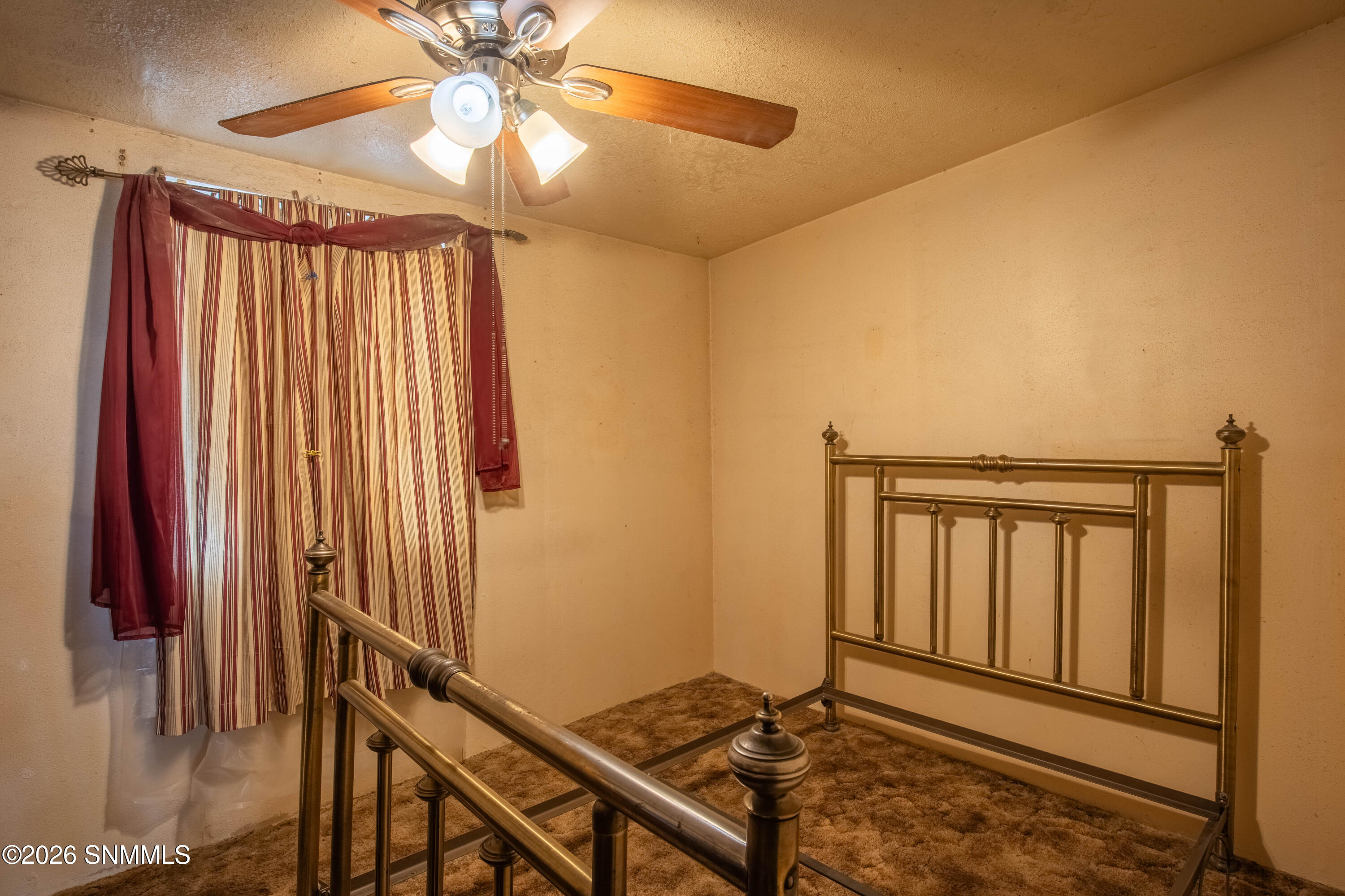 700 Newcomb Street Property Photo 3