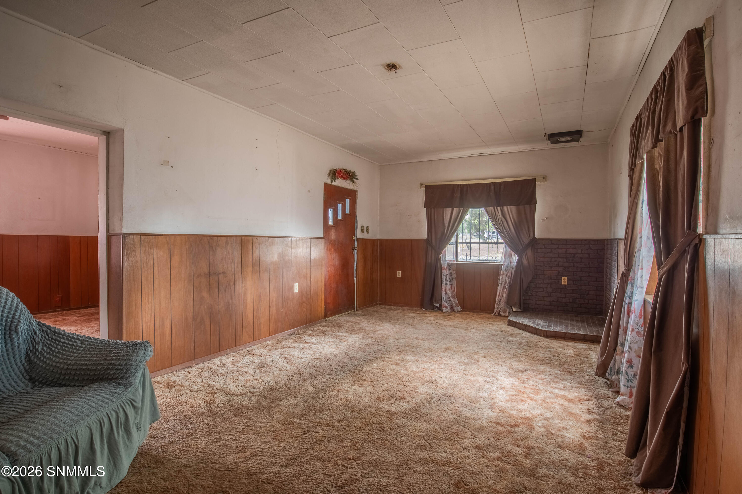 1061 N Tornillo Street Property Photo 3