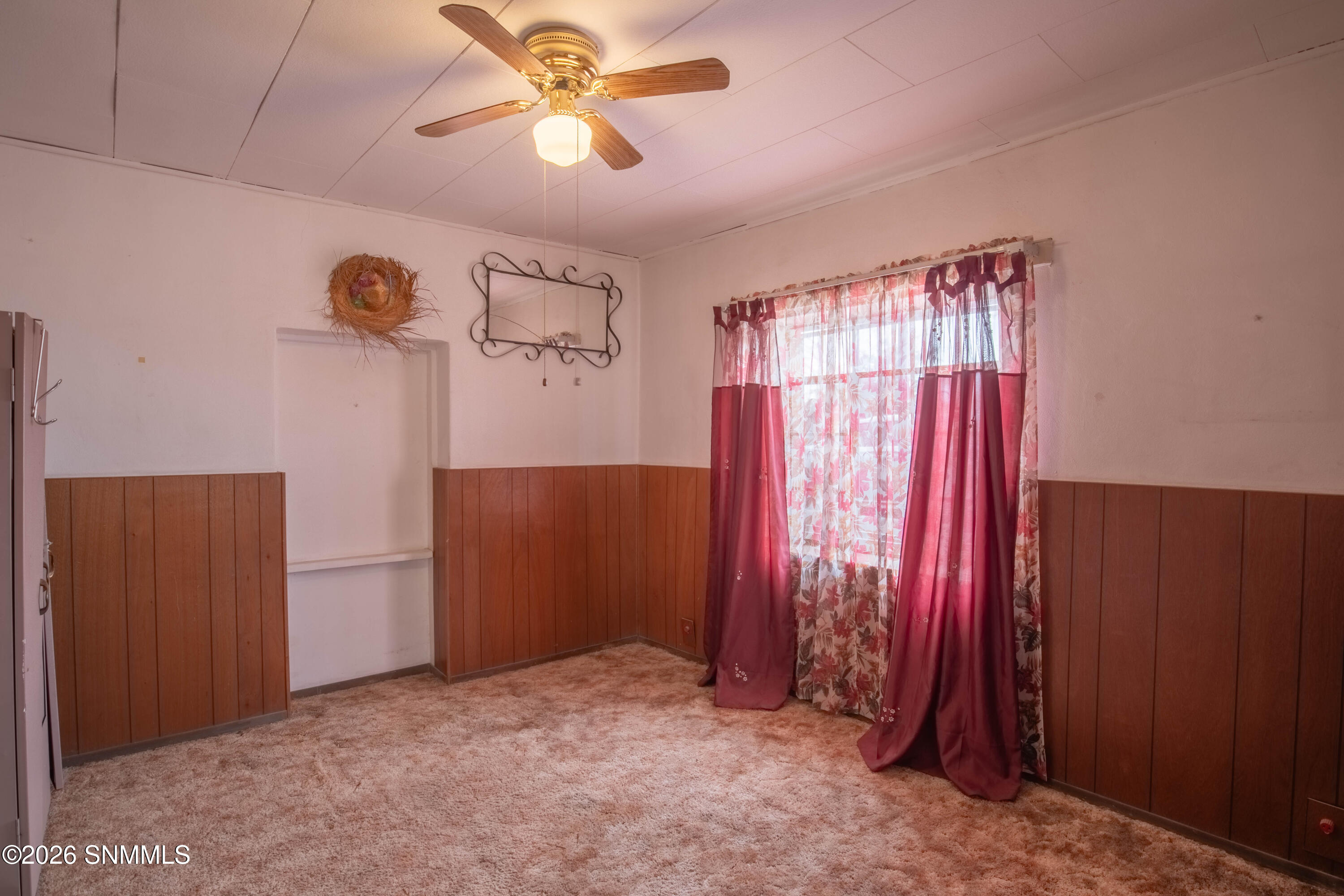 1061 N Tornillo Street Property Photo 13