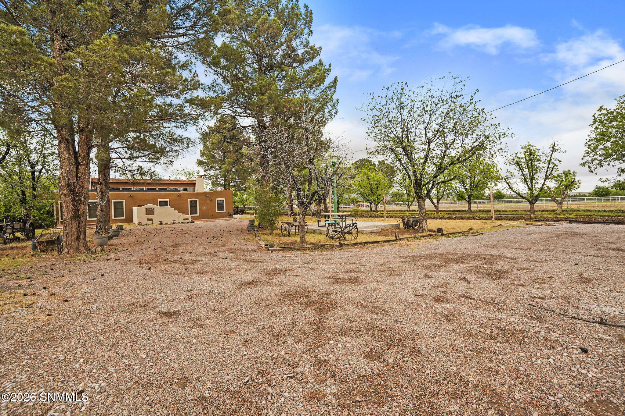 1015 Lister Drive Property Photo 7
